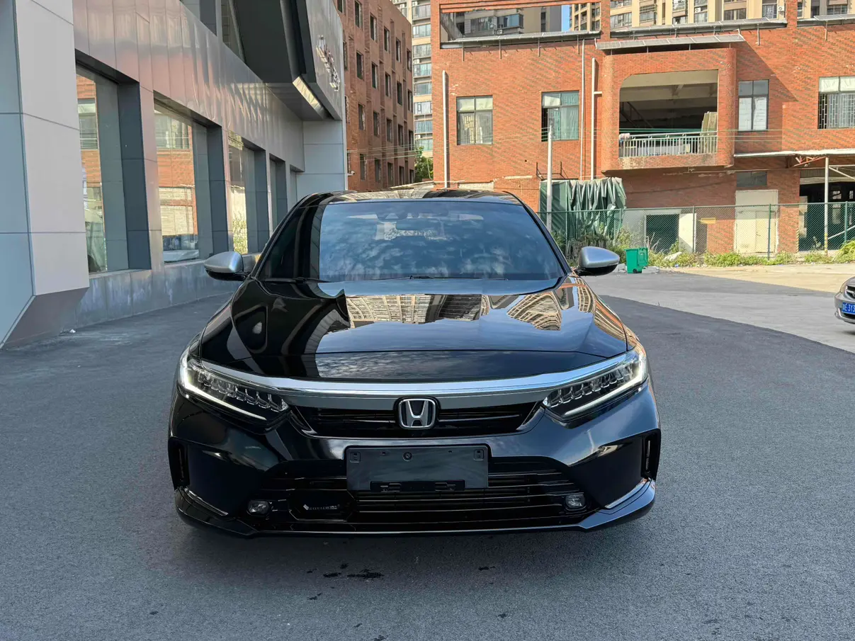 Honda Inspire (Yingshipai)  из Китая