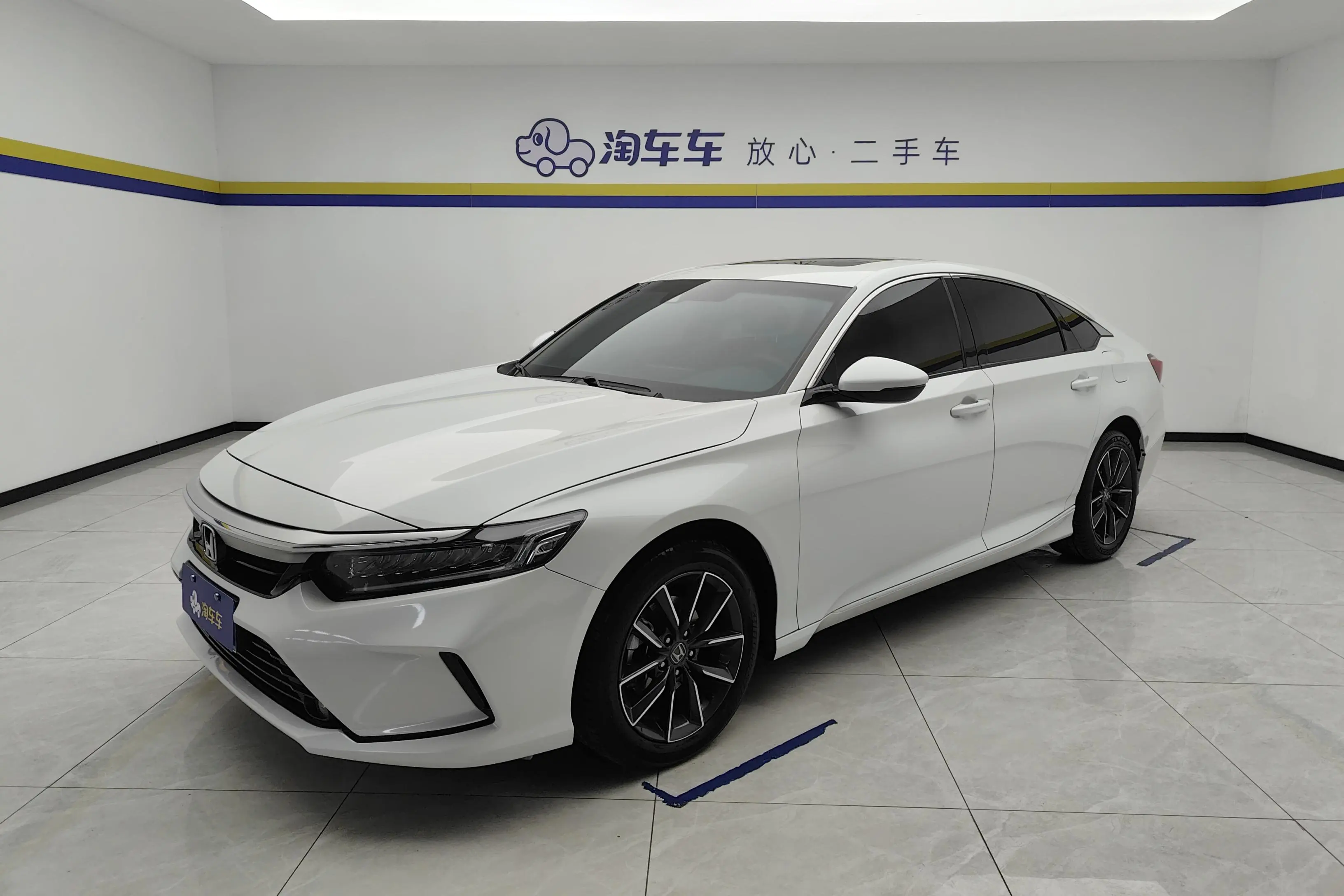 Honda Inspire (Yingshipai)  из Китая