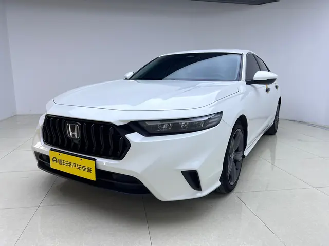 Honda Inspire (Yingshipai)  из Китая