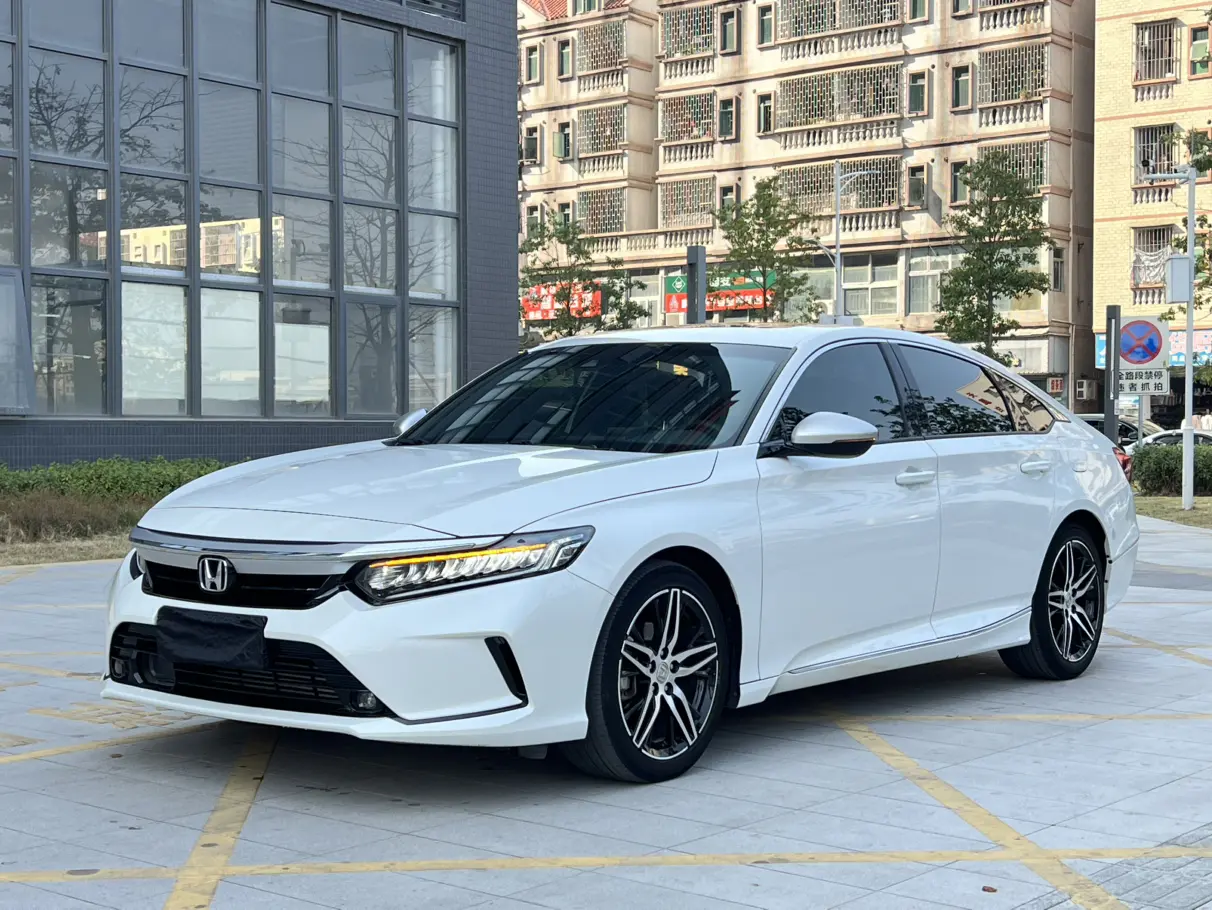 Honda Inspire (Yingshipai)  из Китая