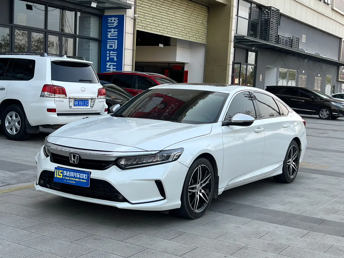 Honda Inspire (Yingshipai)  из Китая