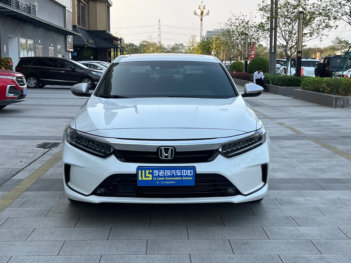 Honda Inspire (Yingshipai)  из Китая