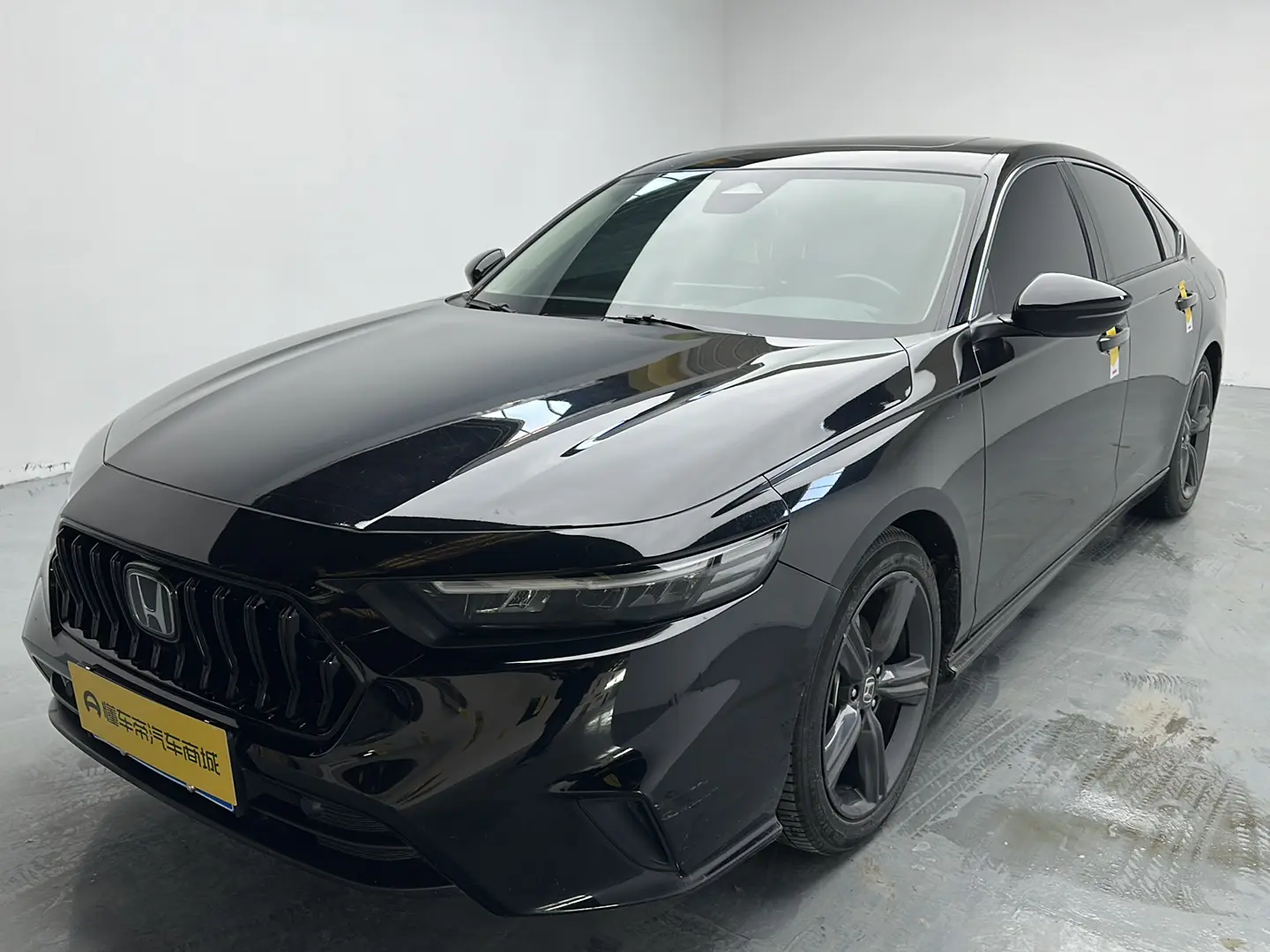 Honda Inspire (Yingshipai)  из Китая