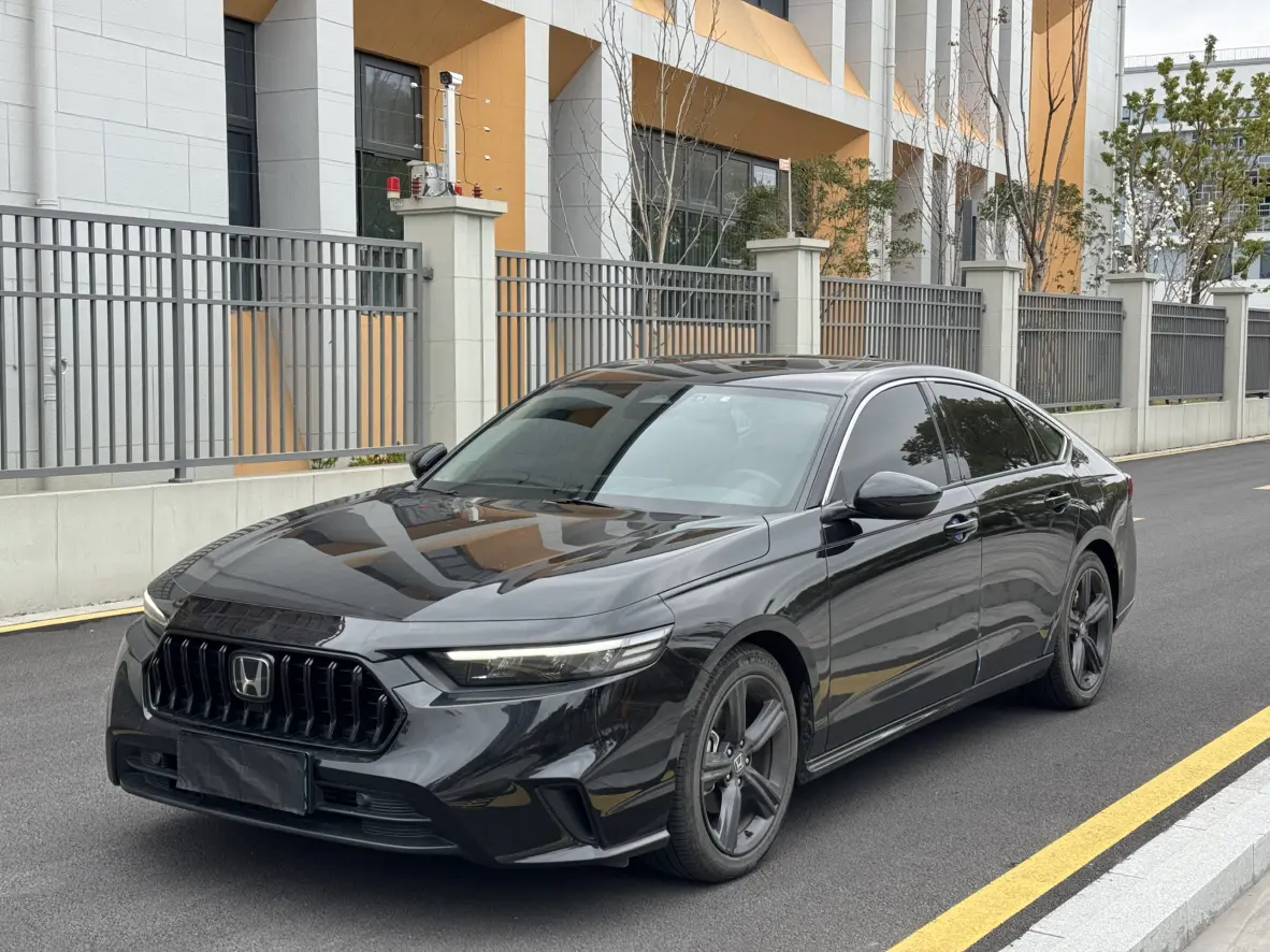 Honda Inspire (Yingshipai)  из Китая