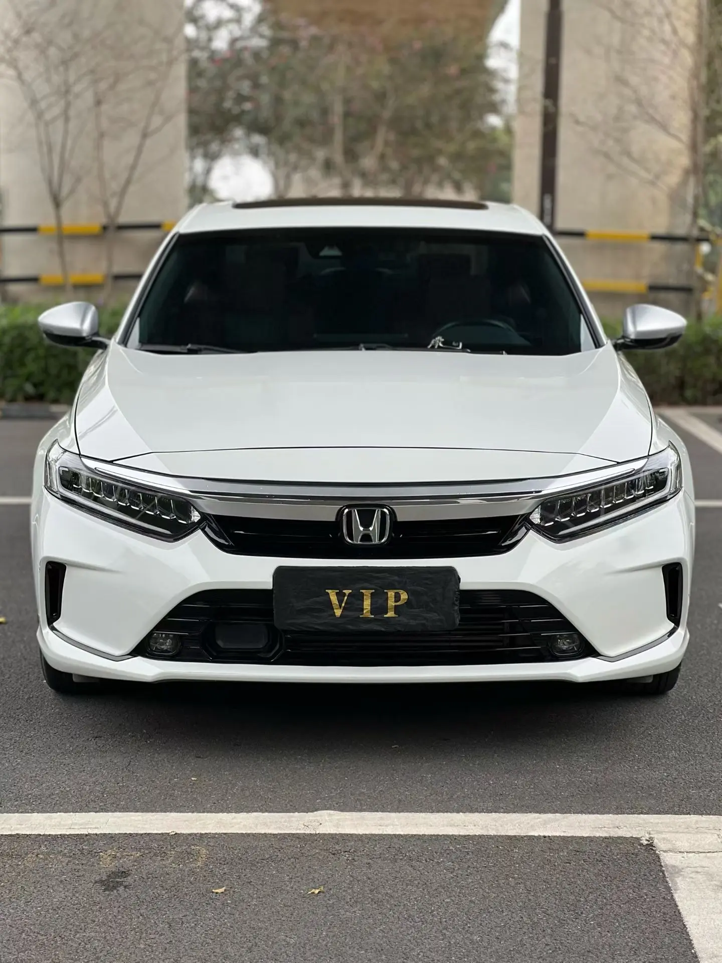 Honda Inspire (Yingshipai)  из Китая