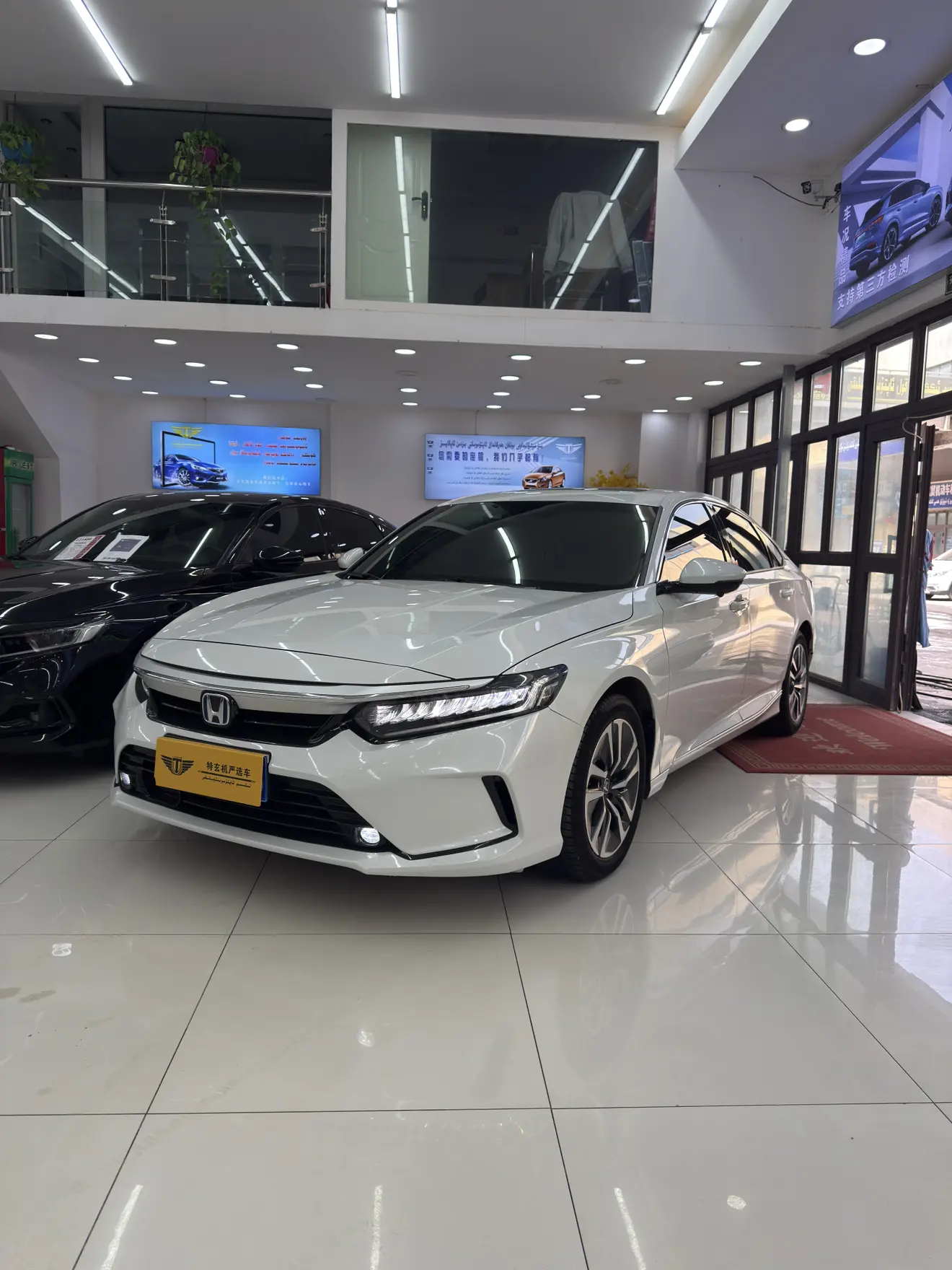 Honda Inspire (Yingshipai)  из Китая