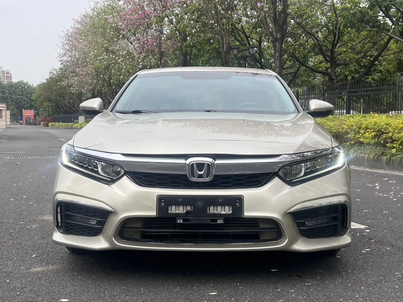 Honda Inspire (Yingshipai)  из Китая