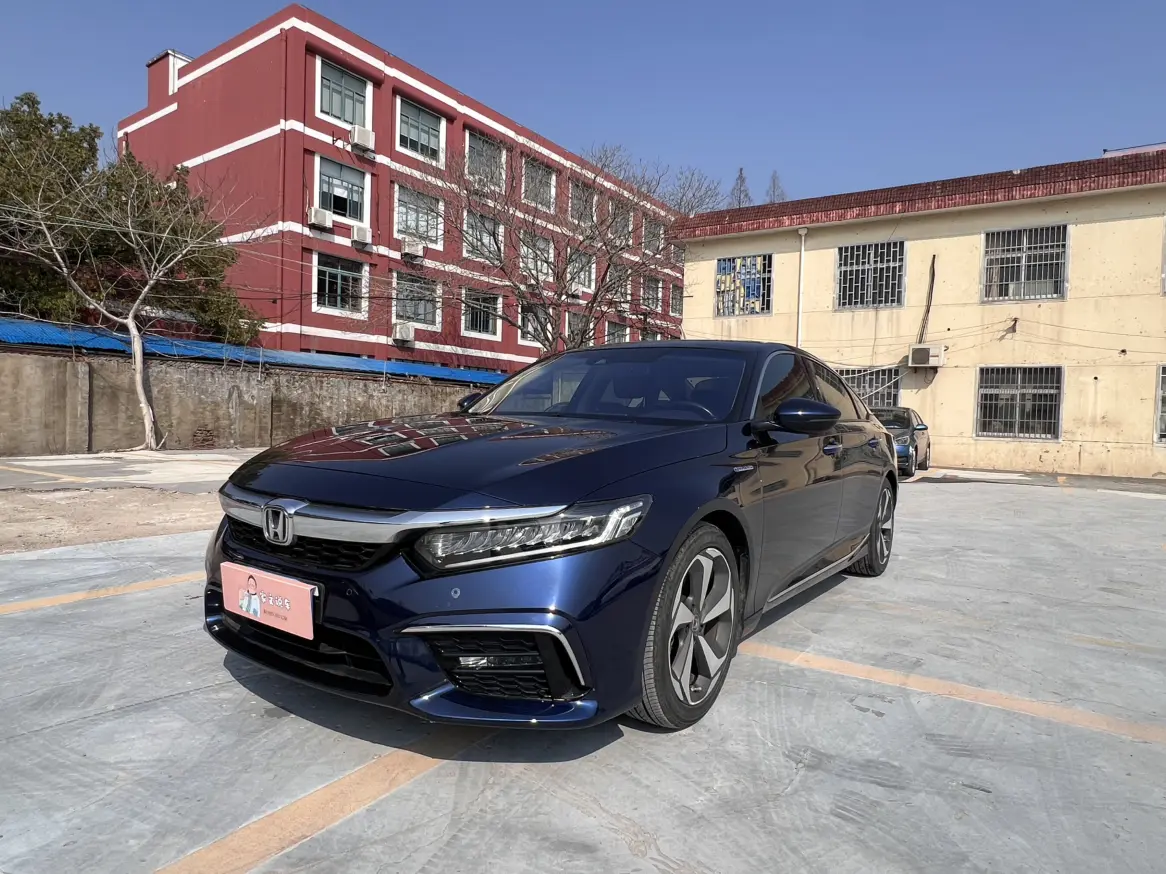 Honda Inspire (Yingshipai)  из Китая