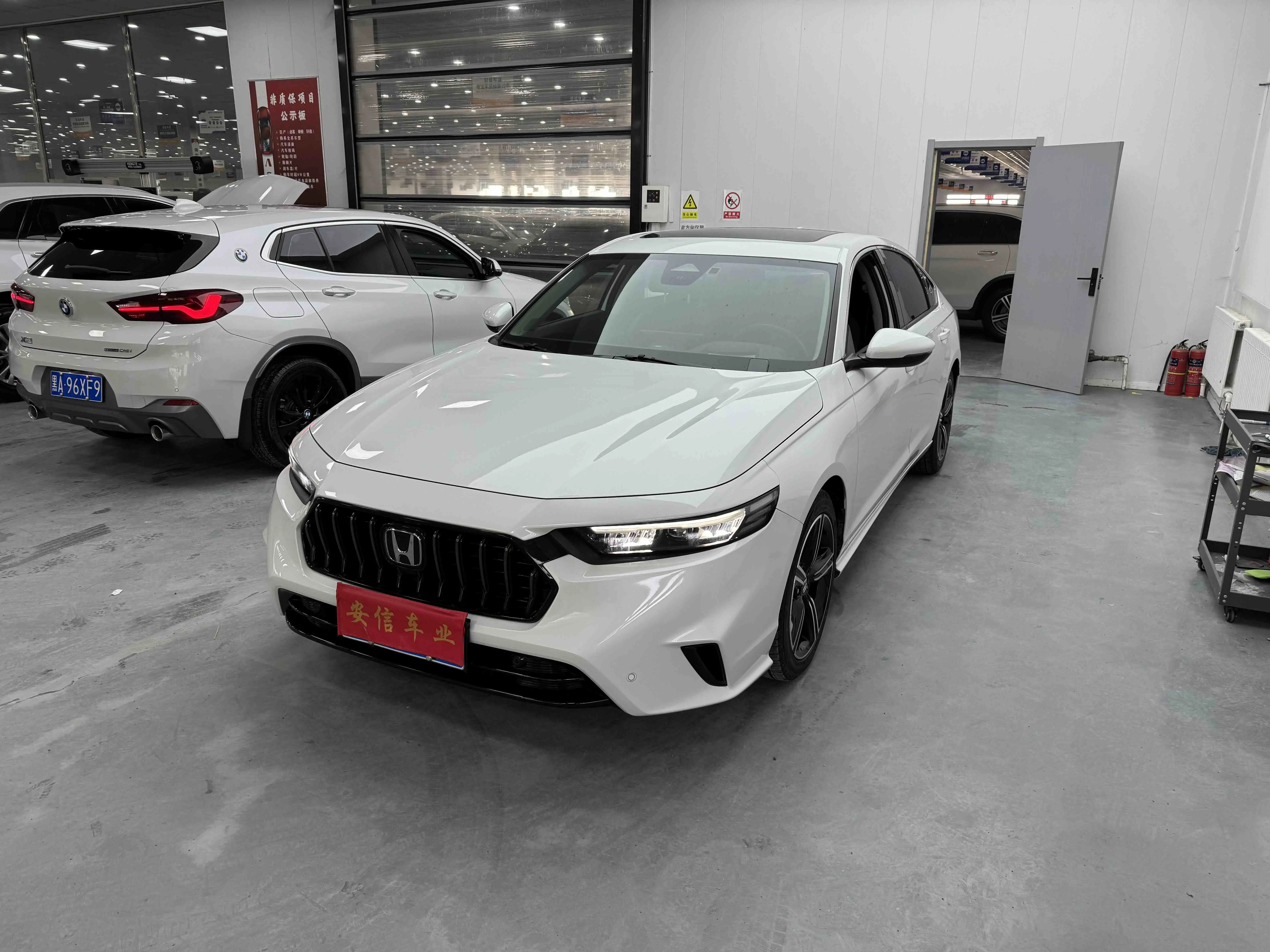 Honda Inspire (Yingshipai)  из Китая