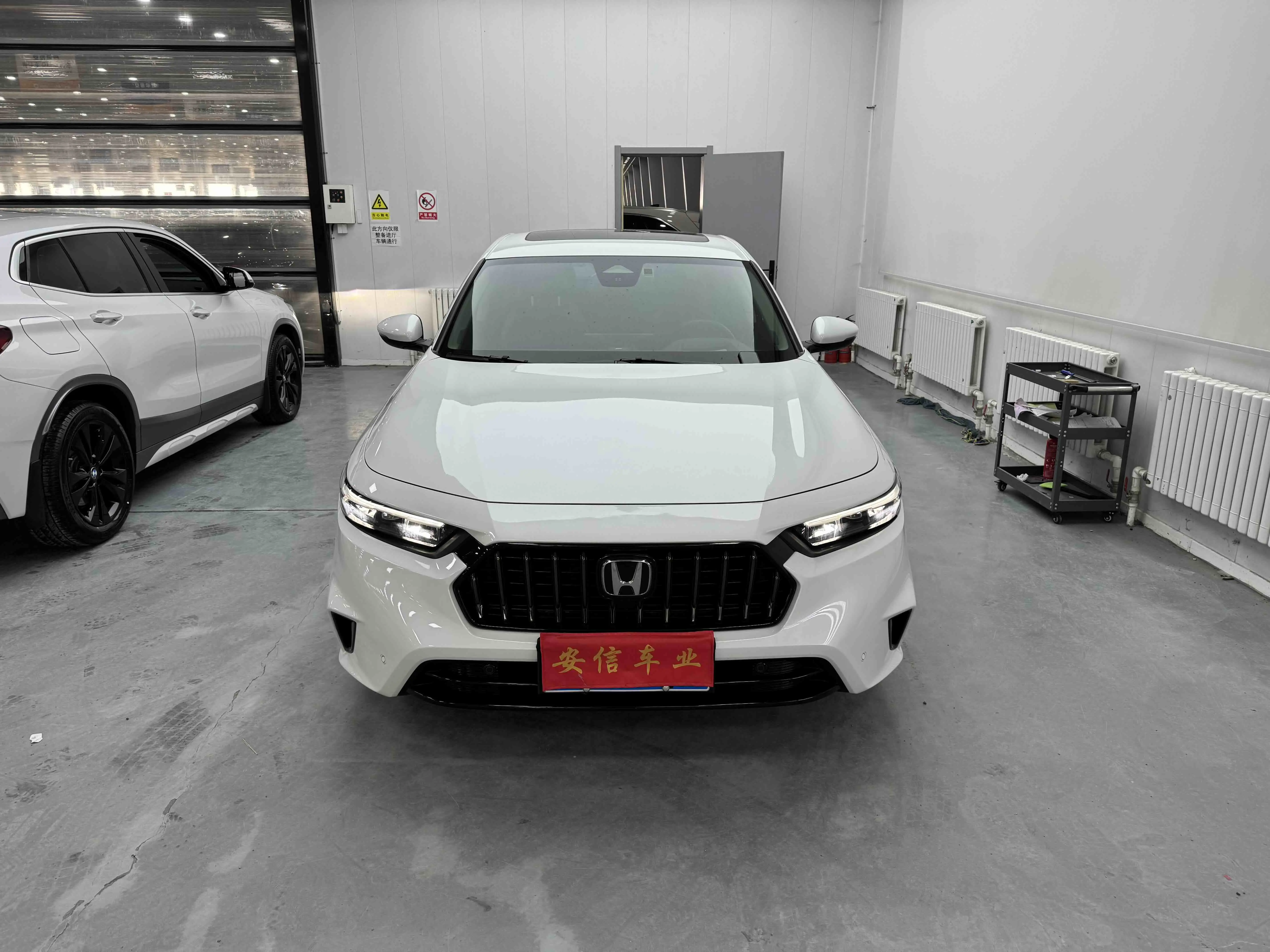 Honda Inspire (Yingshipai)  из Китая