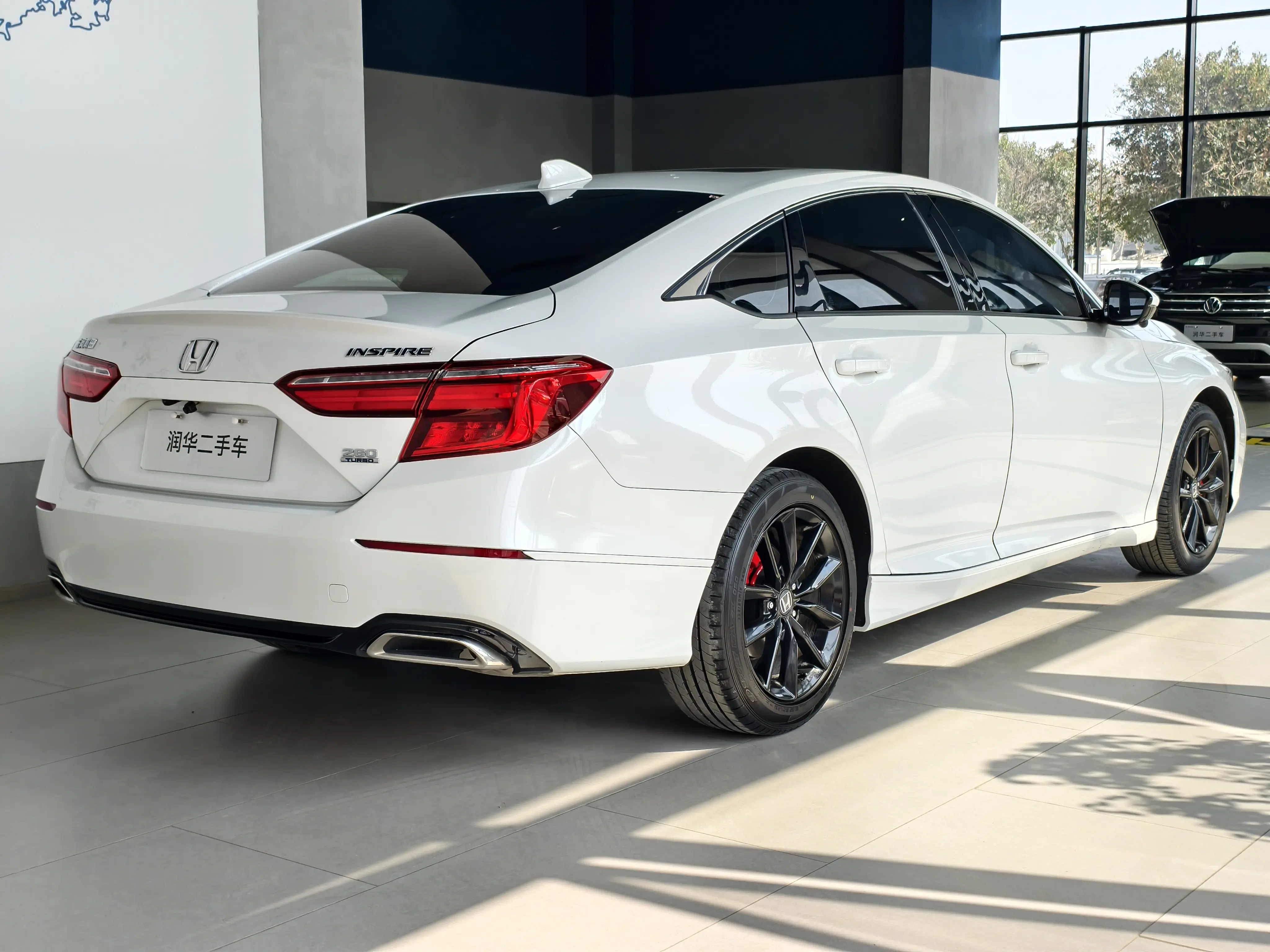 Honda Inspire (Yingshipai)  из Китая