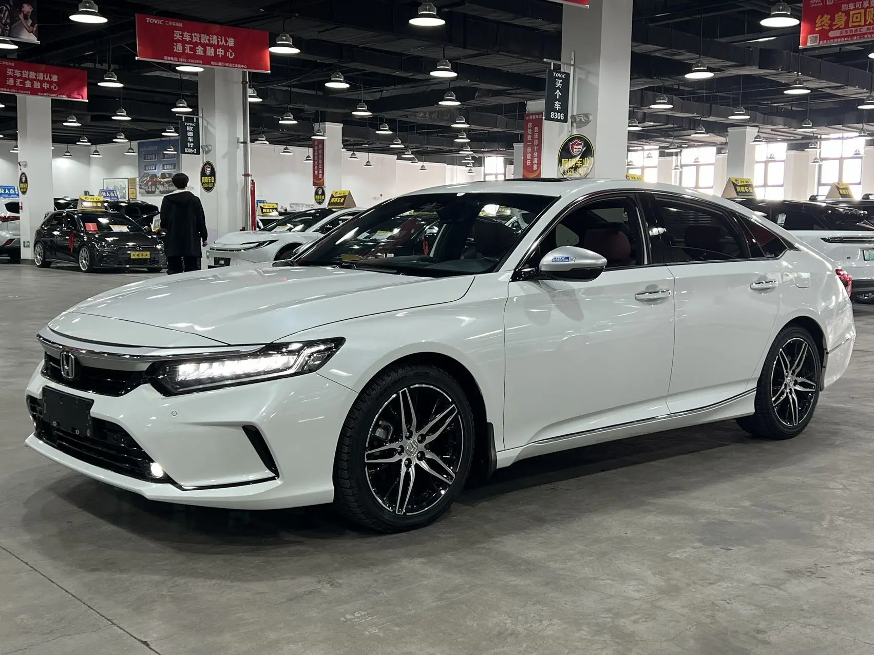 Honda Inspire (Yingshipai)  из Китая