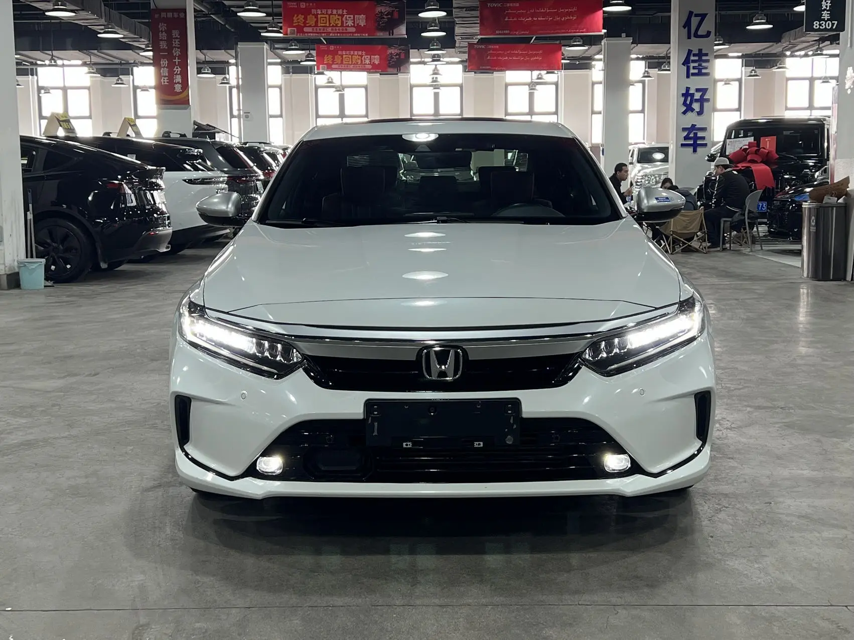 Honda Inspire (Yingshipai)  из Китая