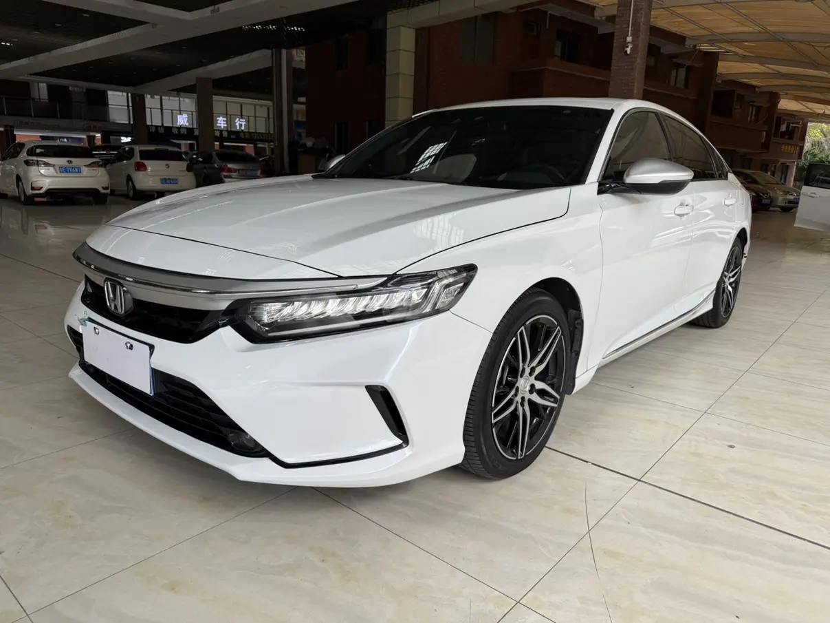 Honda Inspire (Yingshipai)  из Китая