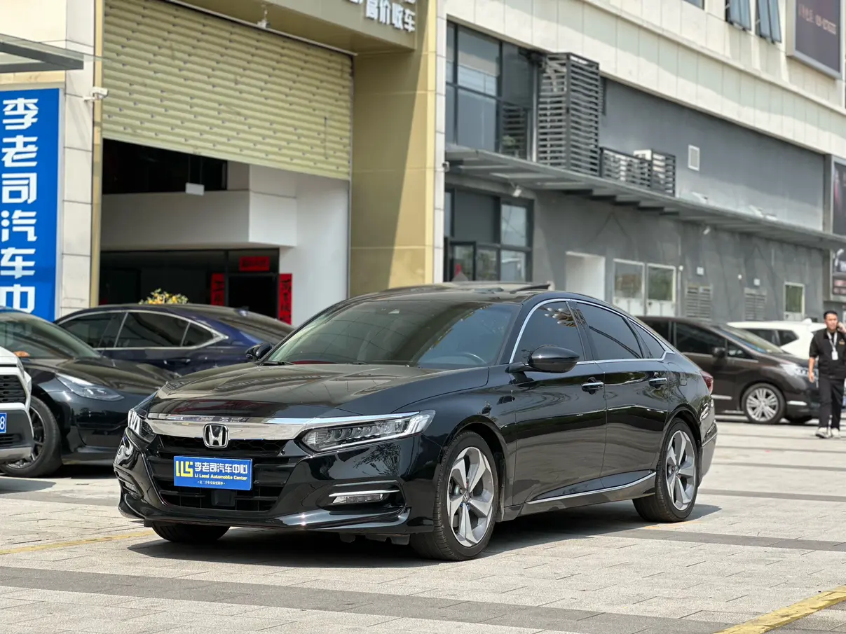 Honda Accord  из Китая