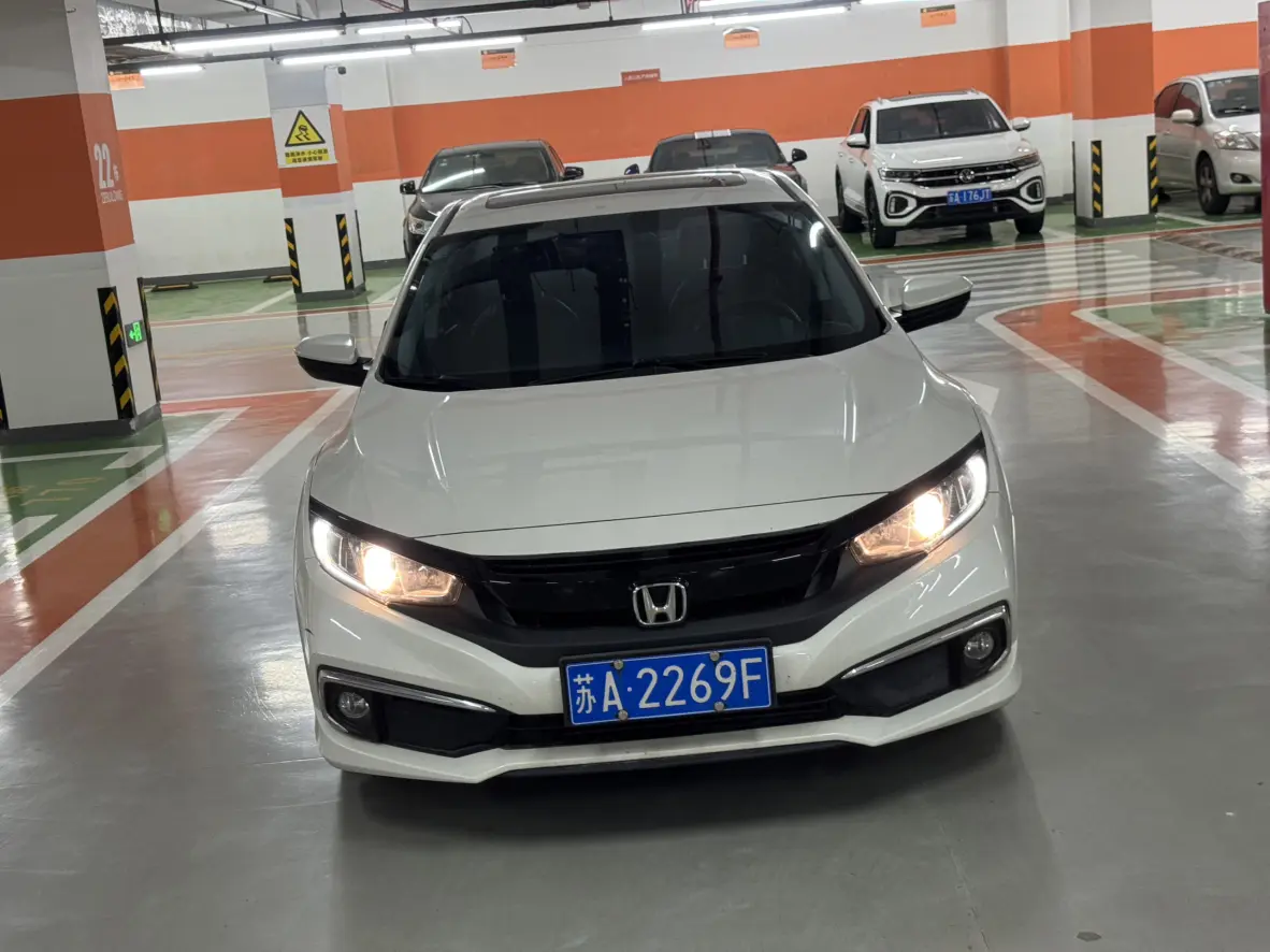 Honda Civic  из Китая