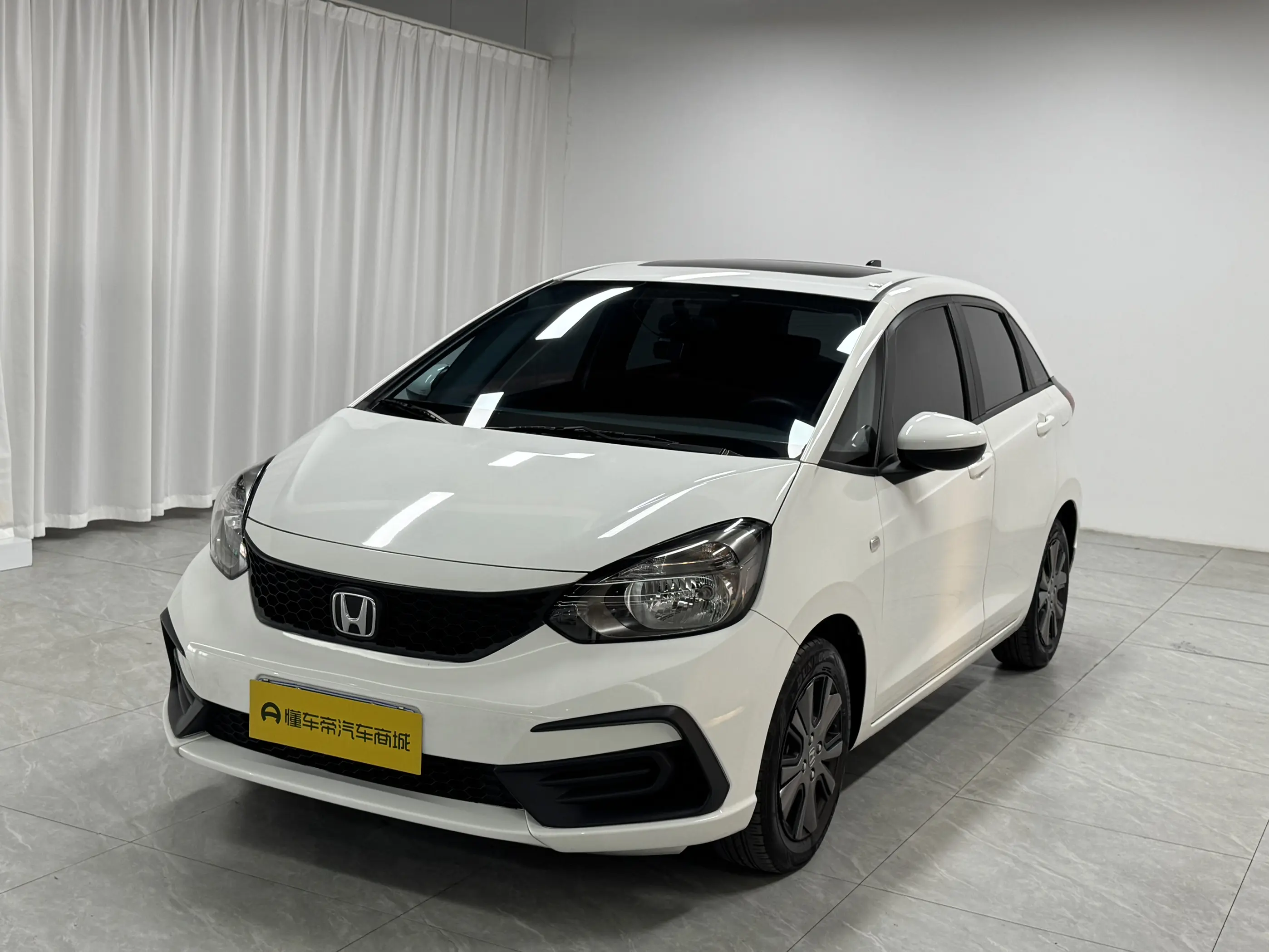 Honda Fit  из Китая