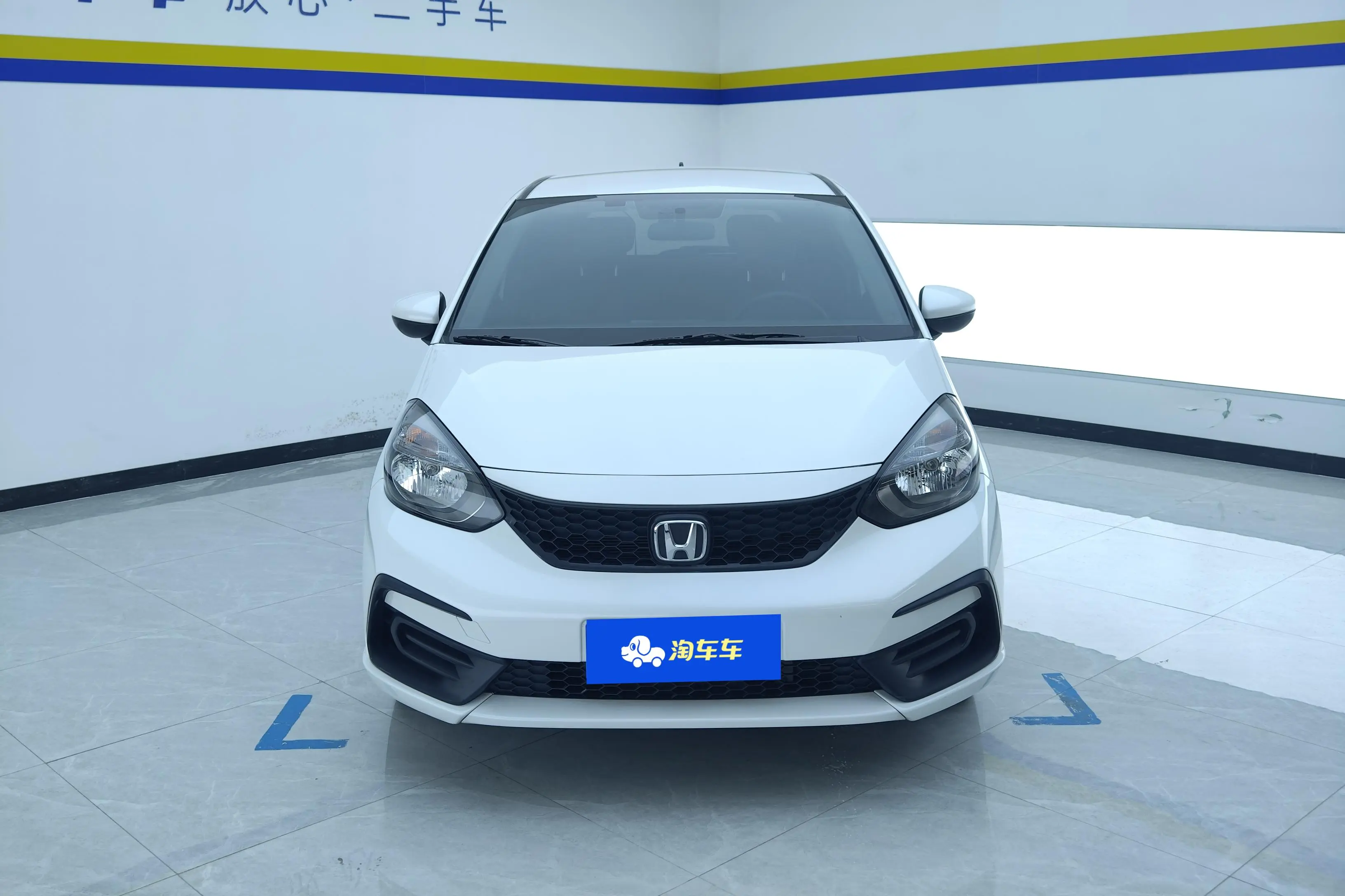 Honda Fit  из Китая