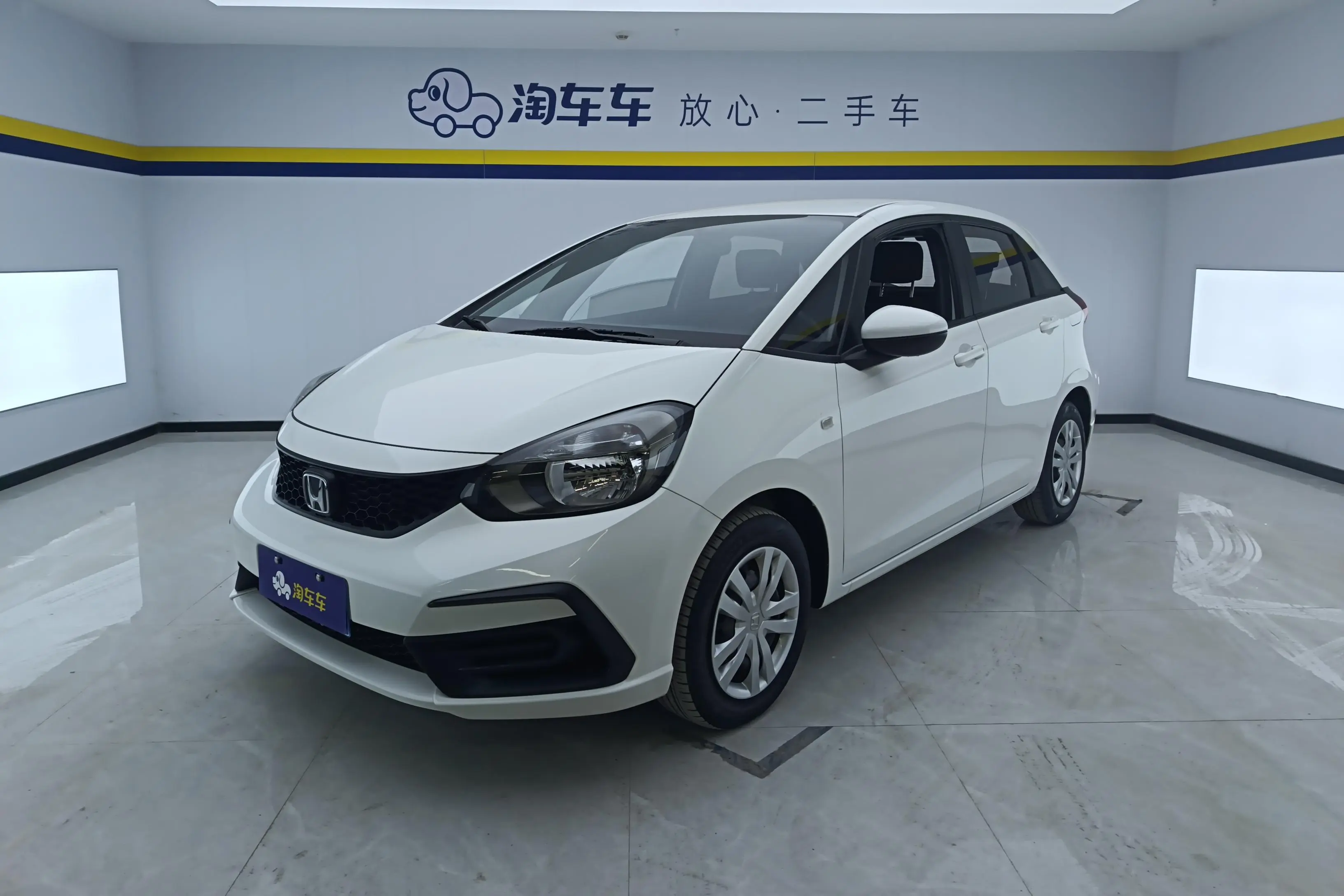 Honda Fit  из Китая