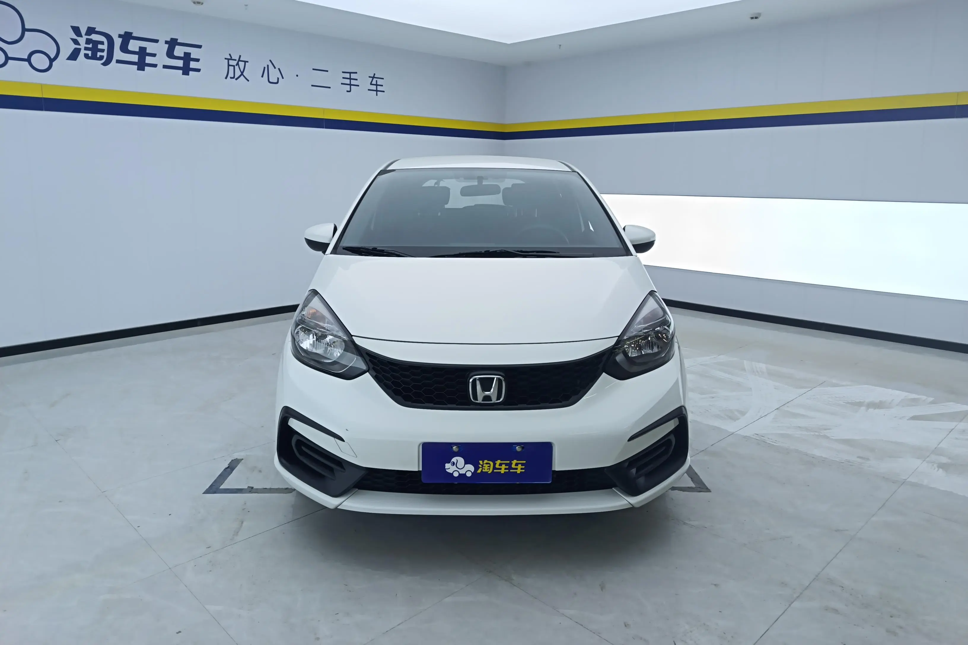 Honda Fit  из Китая