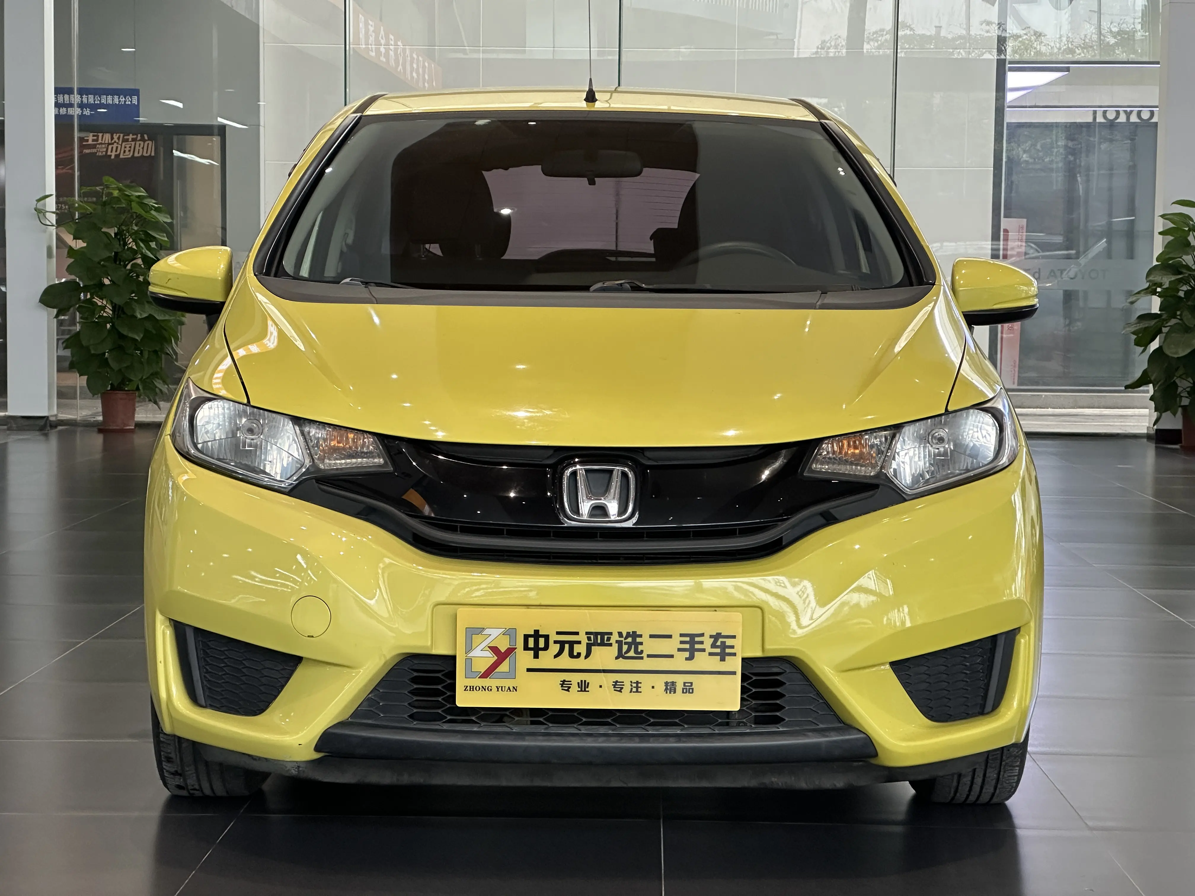 Honda Fit  из Китая