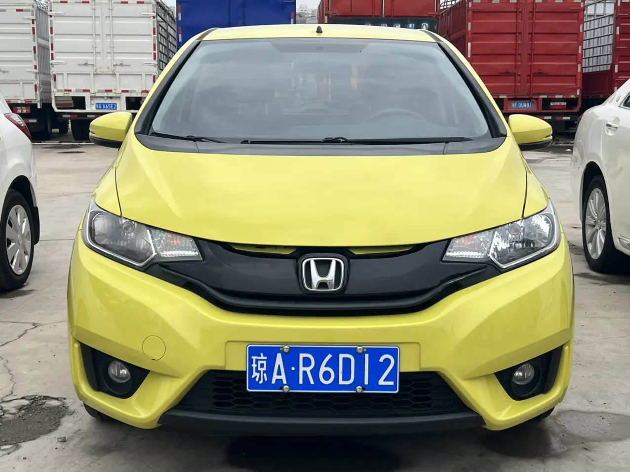 Honda Fit  из Китая