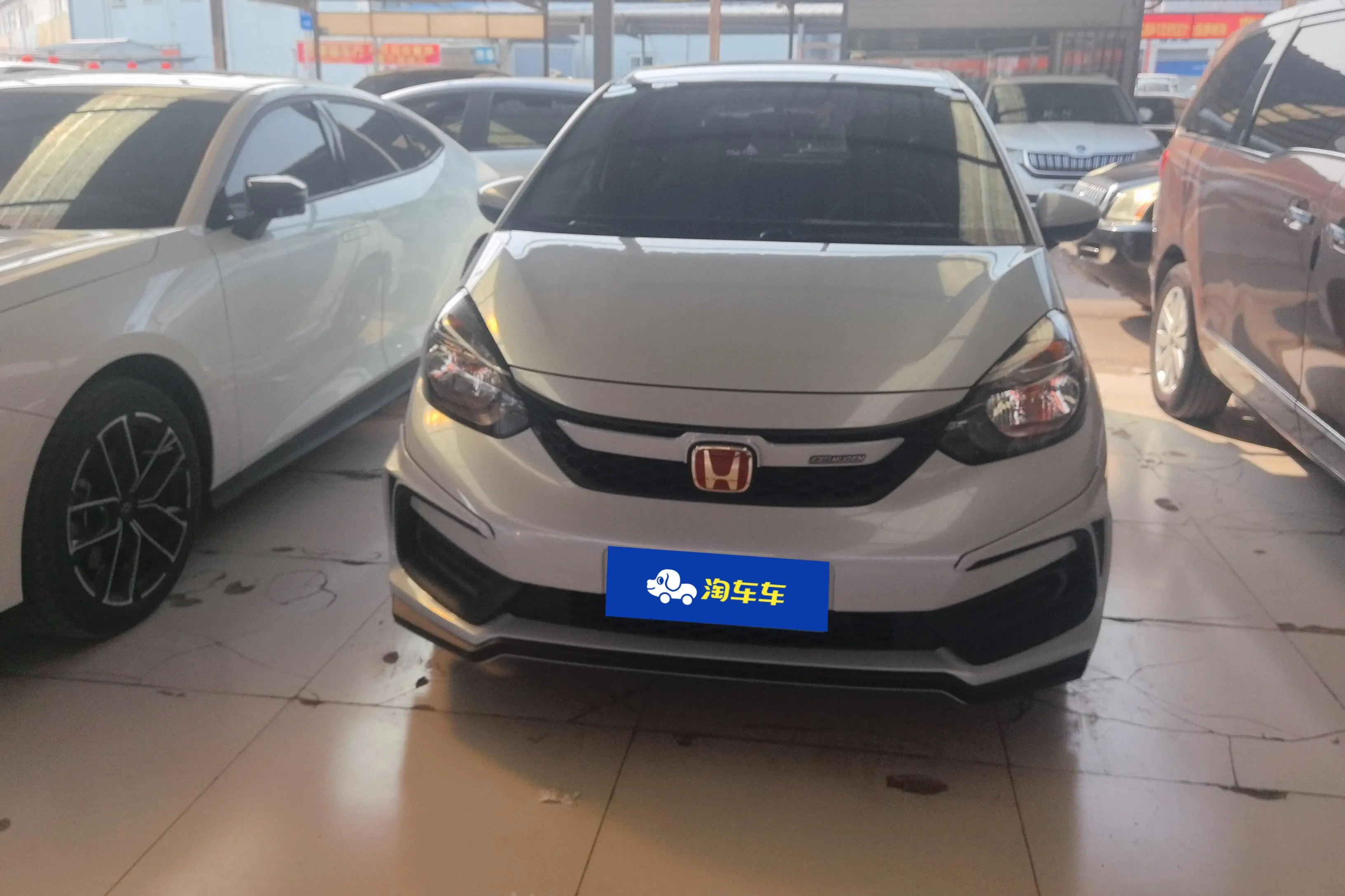 Honda Fit  из Китая