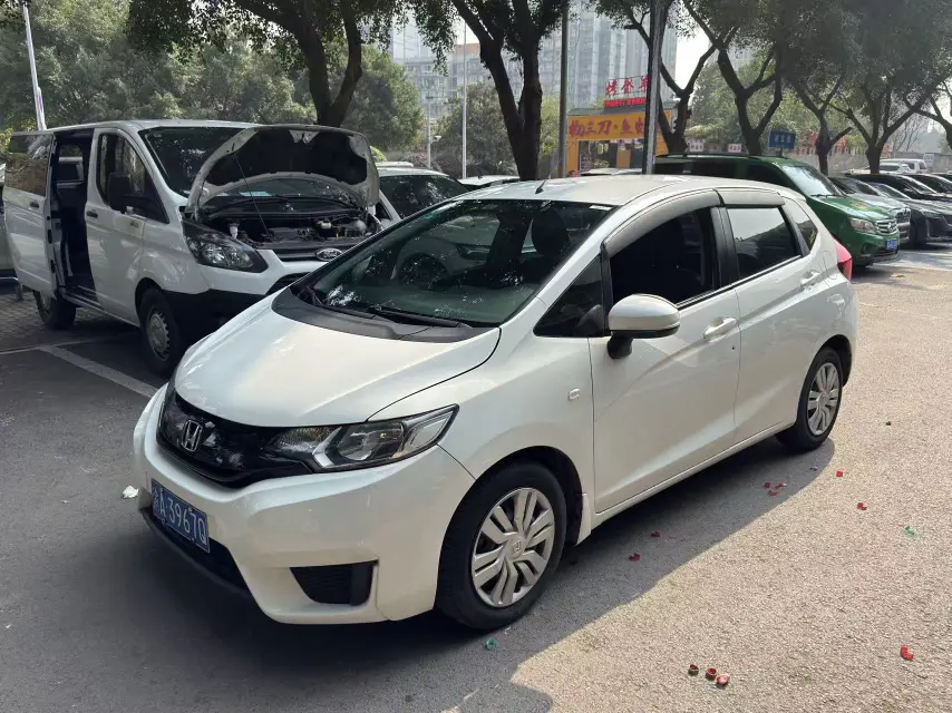 Honda Fit  из Китая