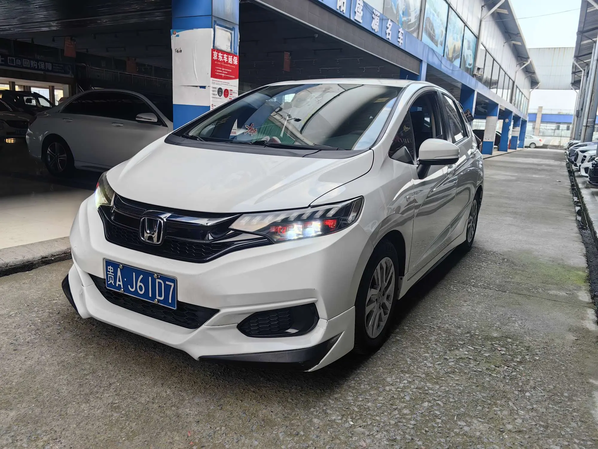 Honda Fit  из Китая