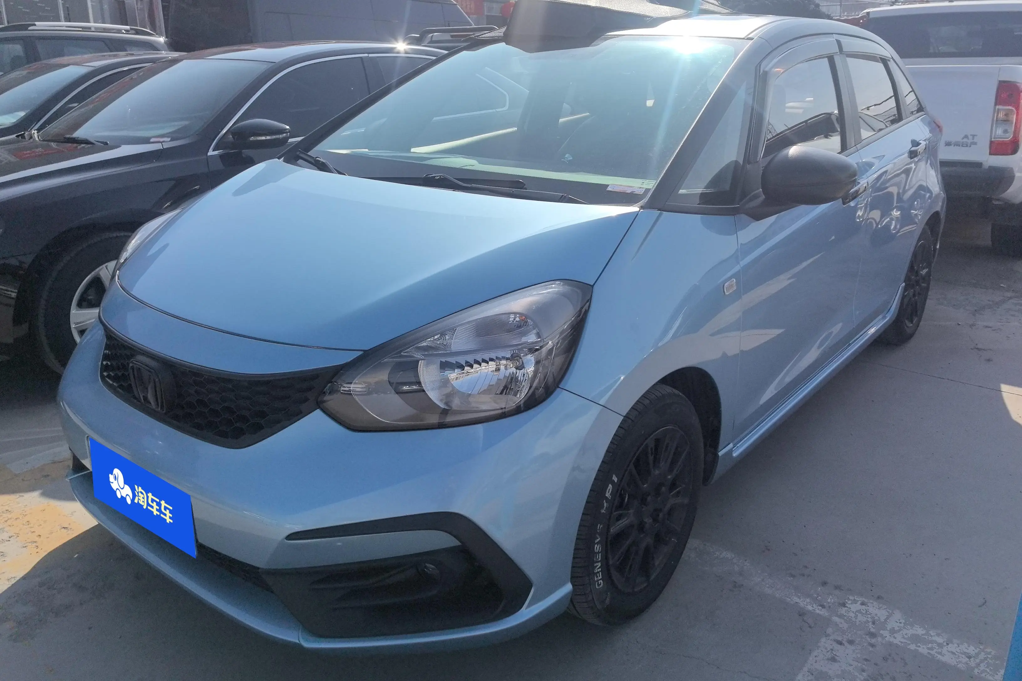 Honda Fit  из Китая