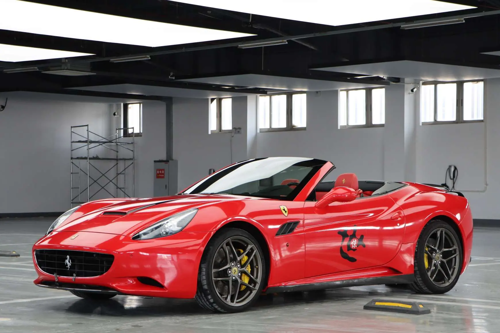 Ferrari California T  из Китая