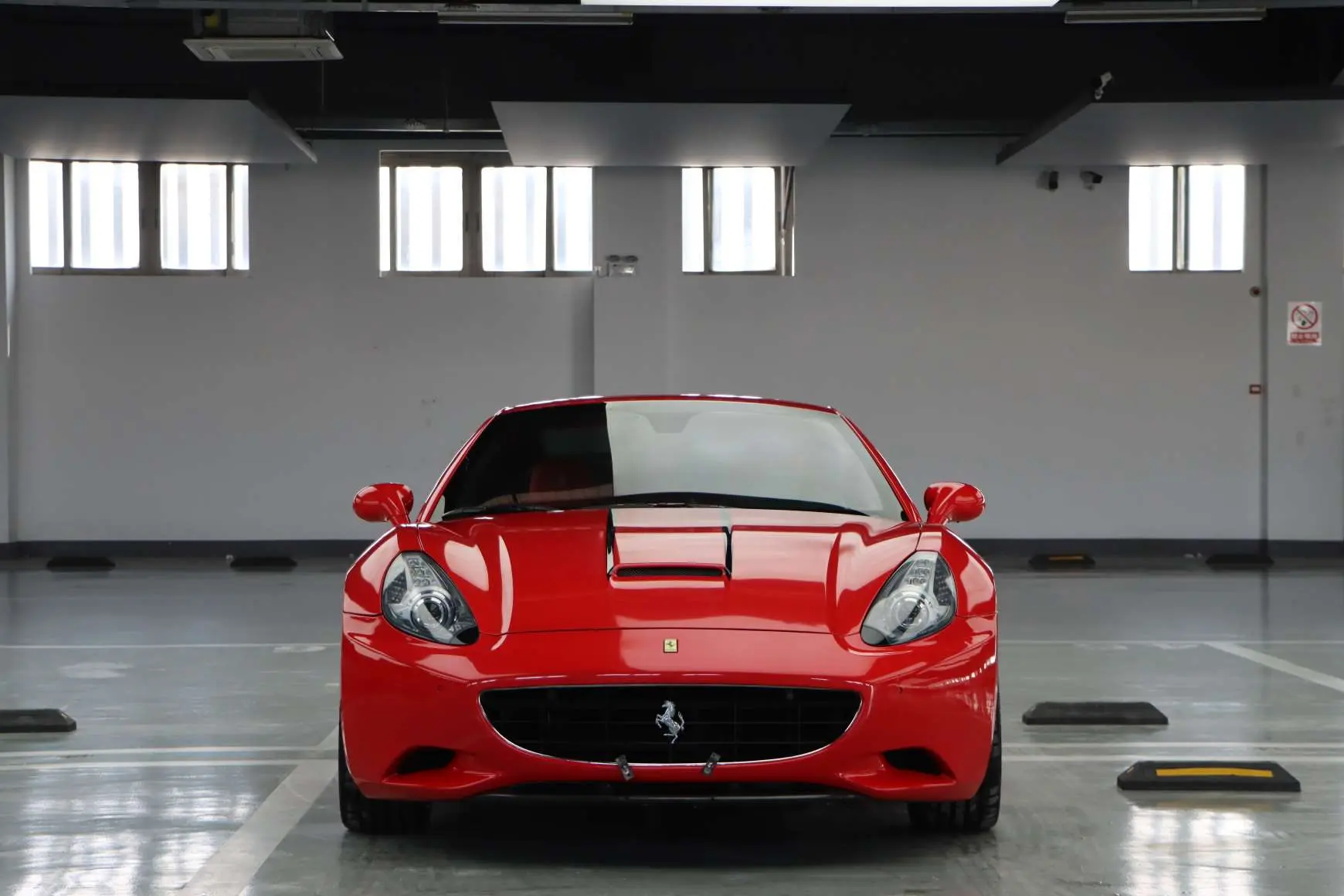 Ferrari California T  из Китая