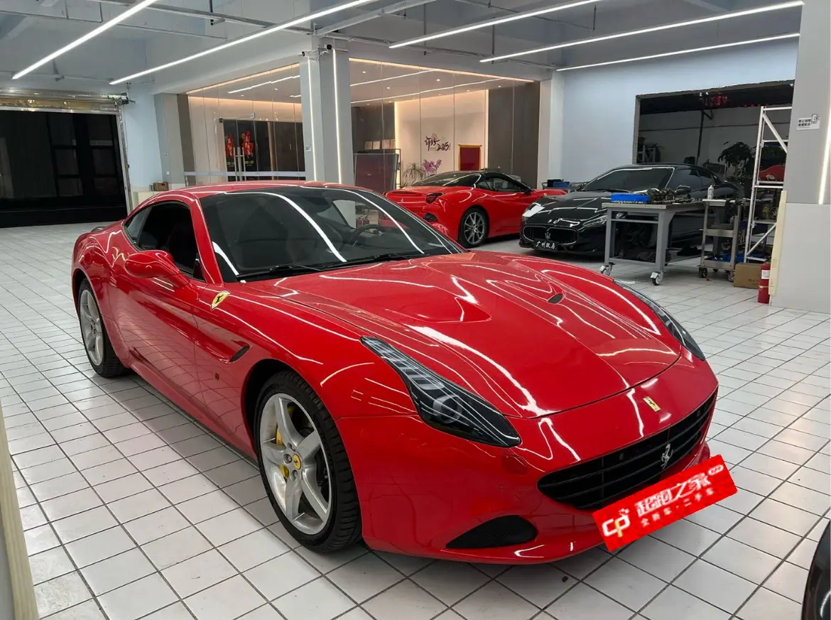Ferrari California T  из Китая