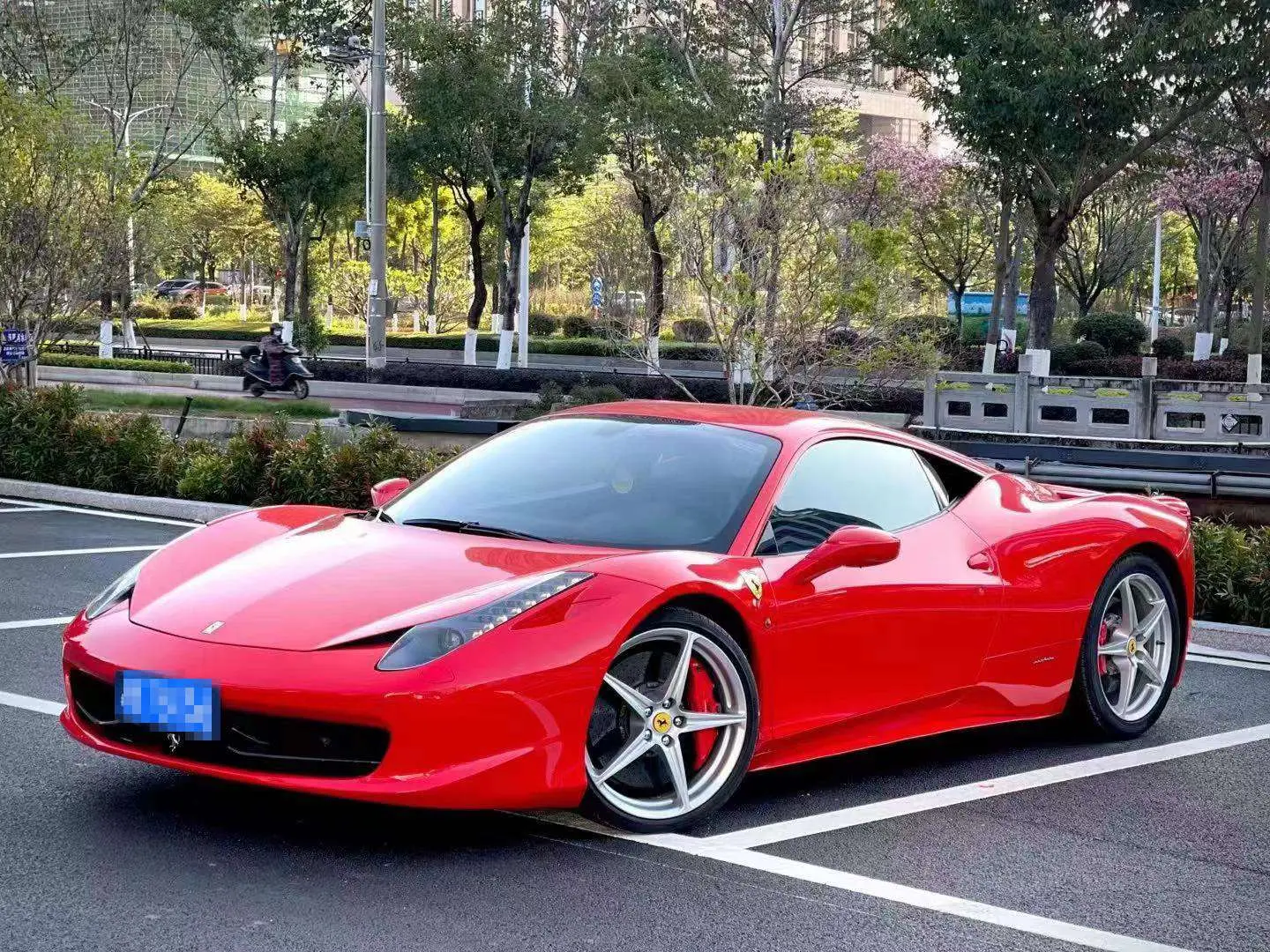 Ferrari 458  из Китая