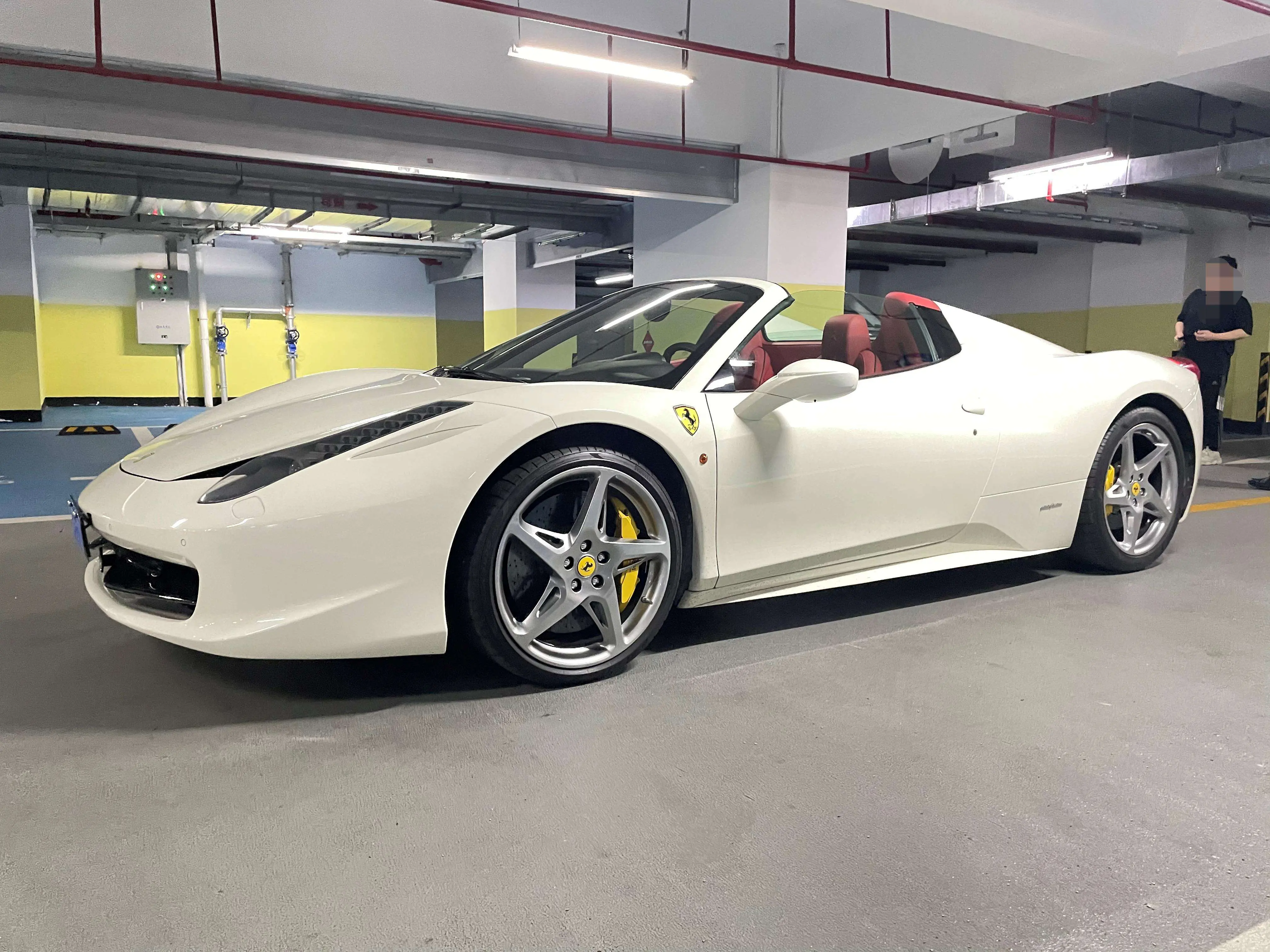 Ferrari 458  из Китая