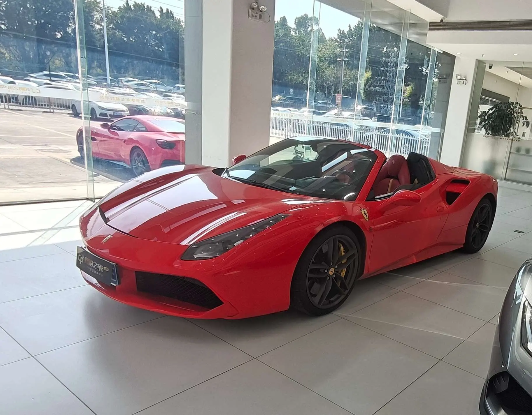 Ferrari 488  из Китая