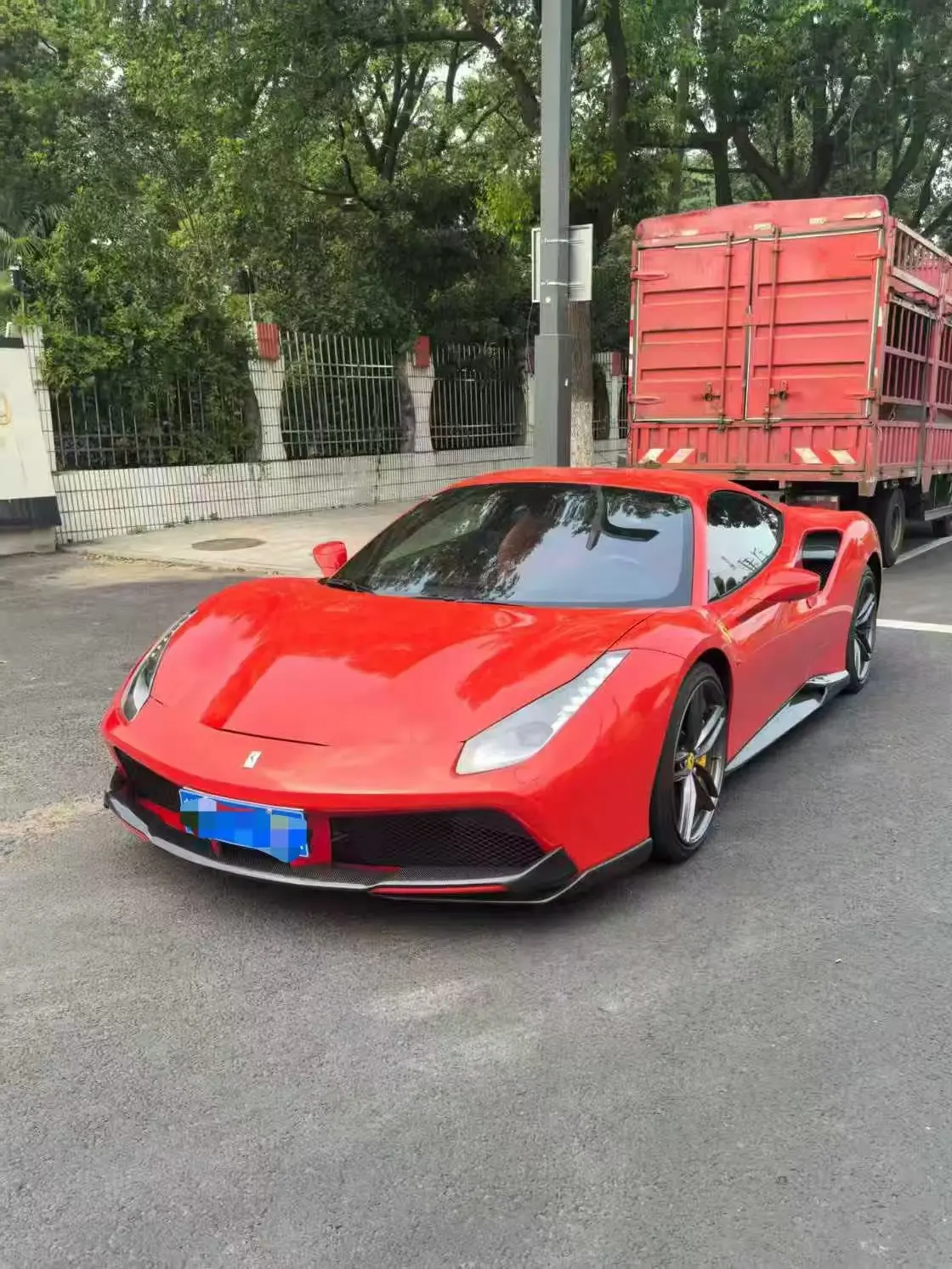 Ferrari 488  из Китая