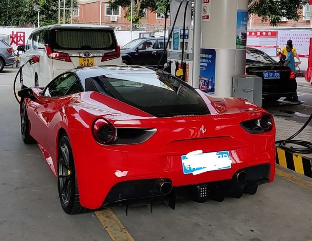 Ferrari 488  из Китая