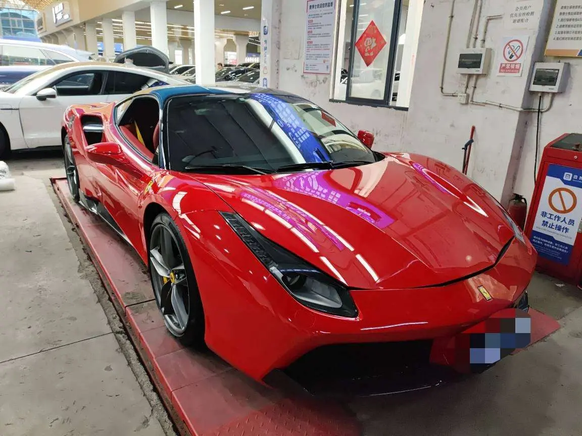 Ferrari 488  из Китая
