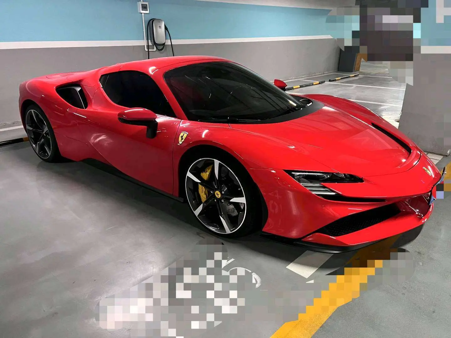 Ferrari SF90  из Китая