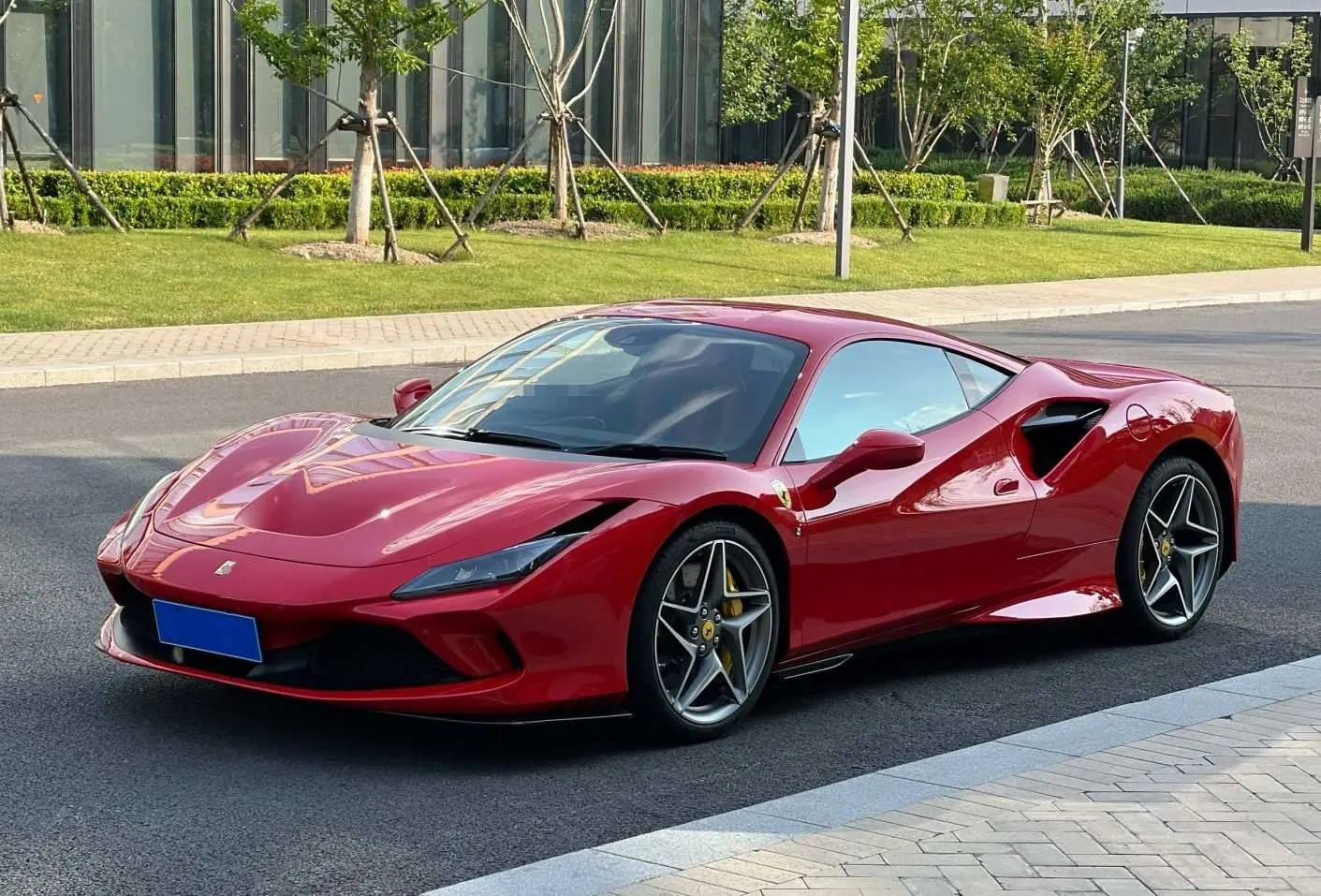 Ferrari F8  из Китая