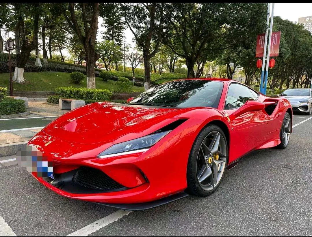 Ferrari F8  из Китая