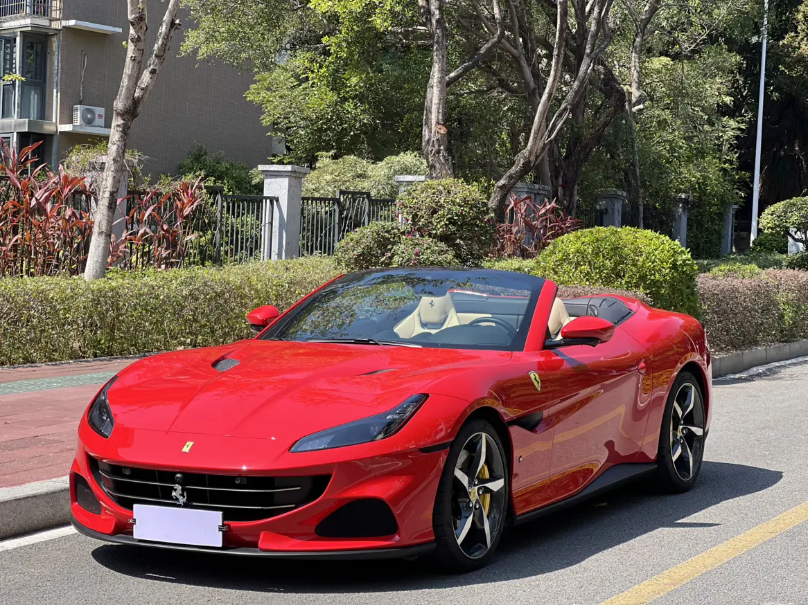 Ferrari Portofino  из Китая