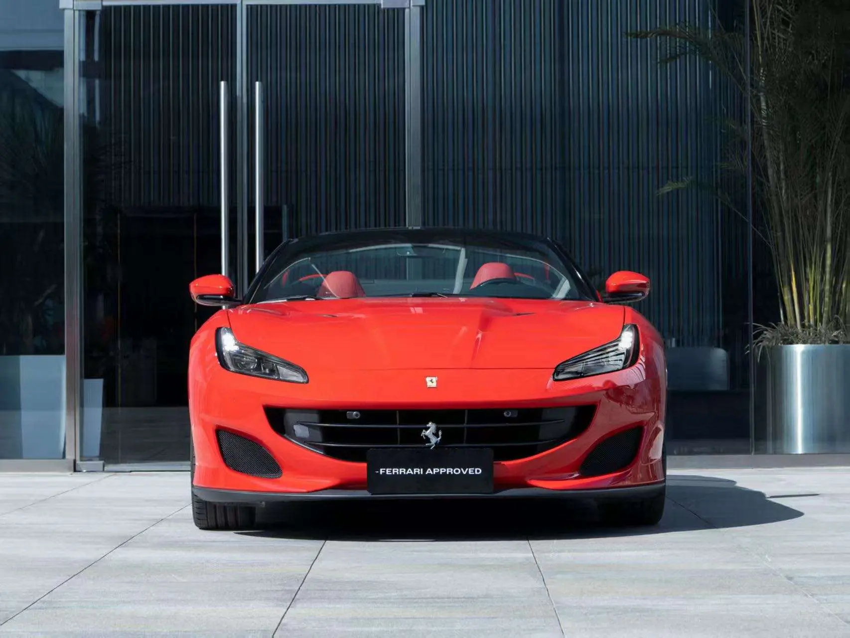 Ferrari Portofino  из Китая