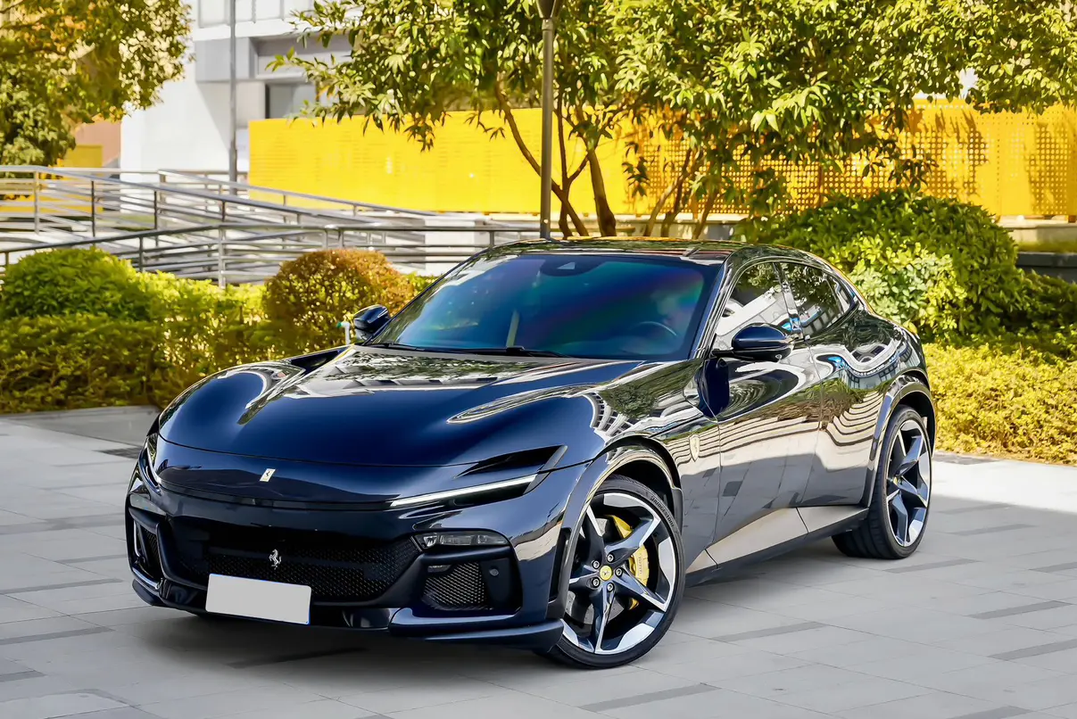 Ferrari Purosangue  из Китая