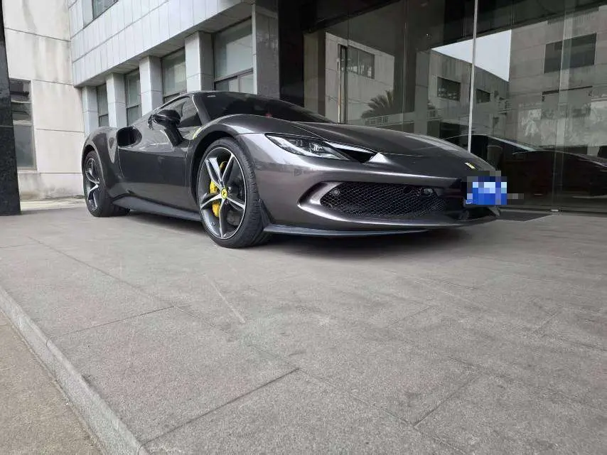 Ferrari 296  из Китая