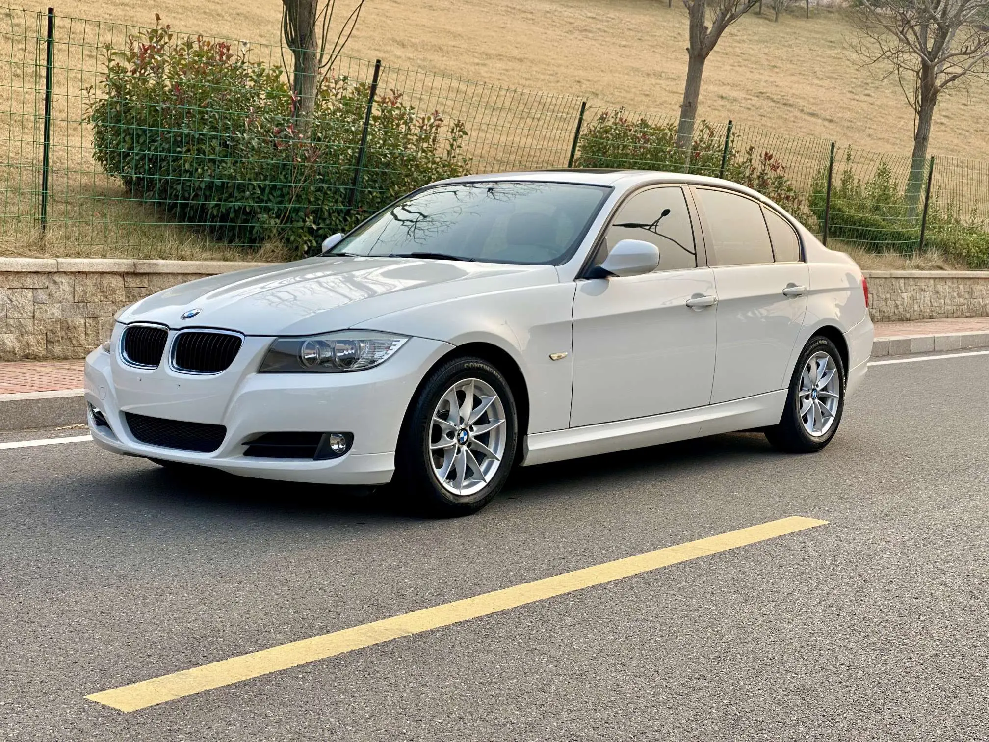 BMW 3 Series  из Китая
