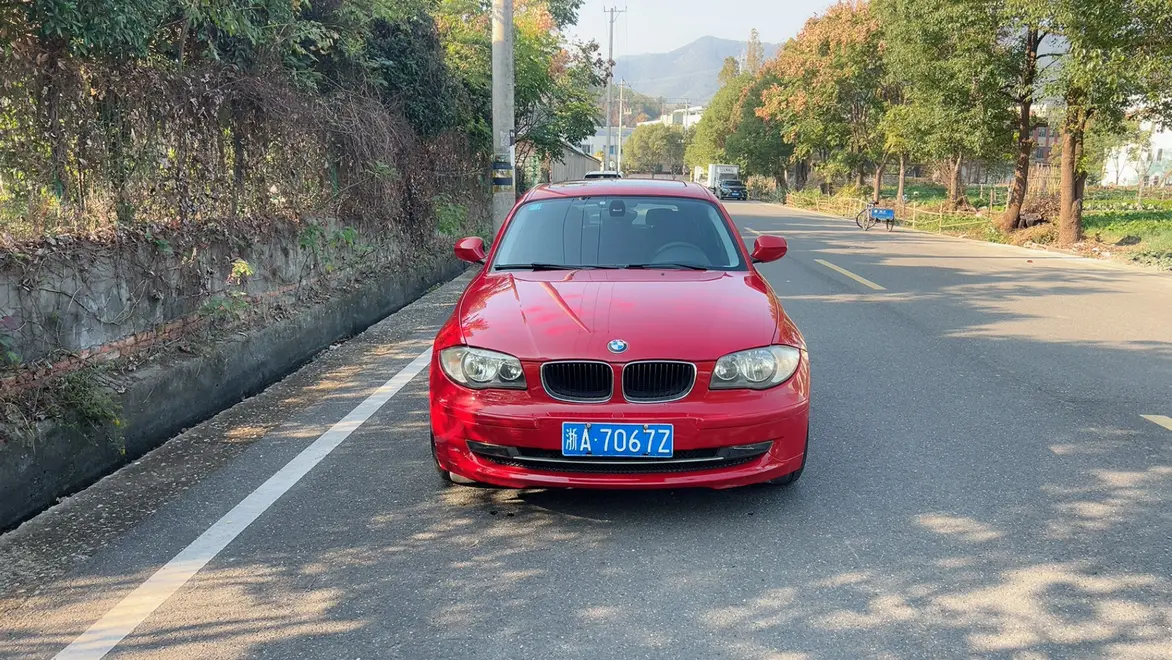BMW 1 Series  из Китая