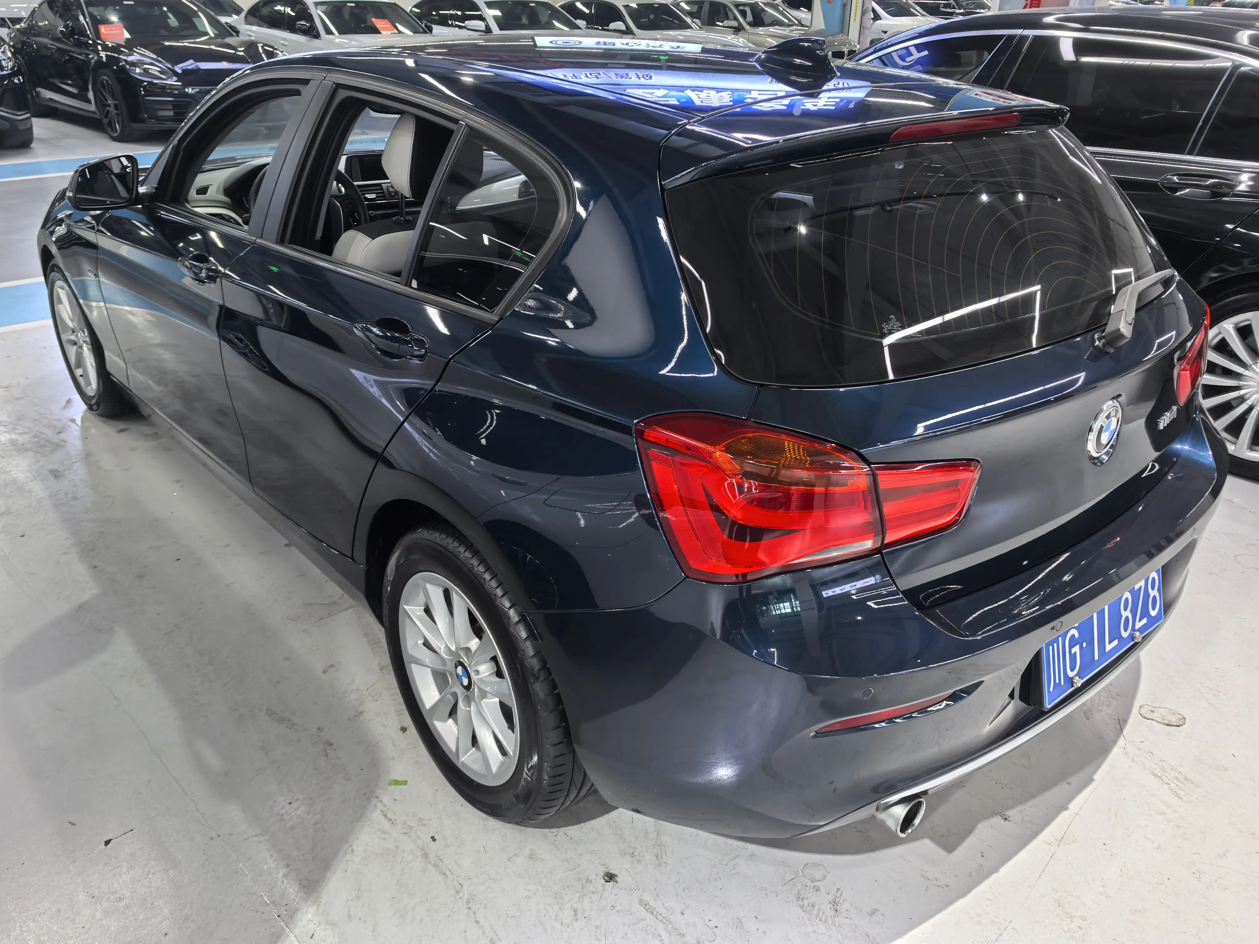 BMW 1 Series  из Китая