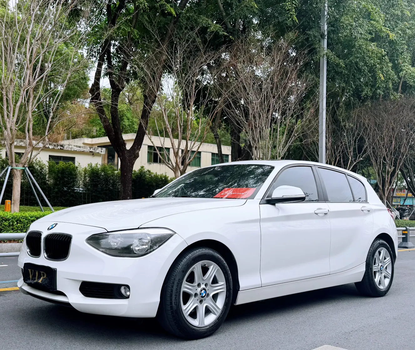 BMW 1 Series  из Китая